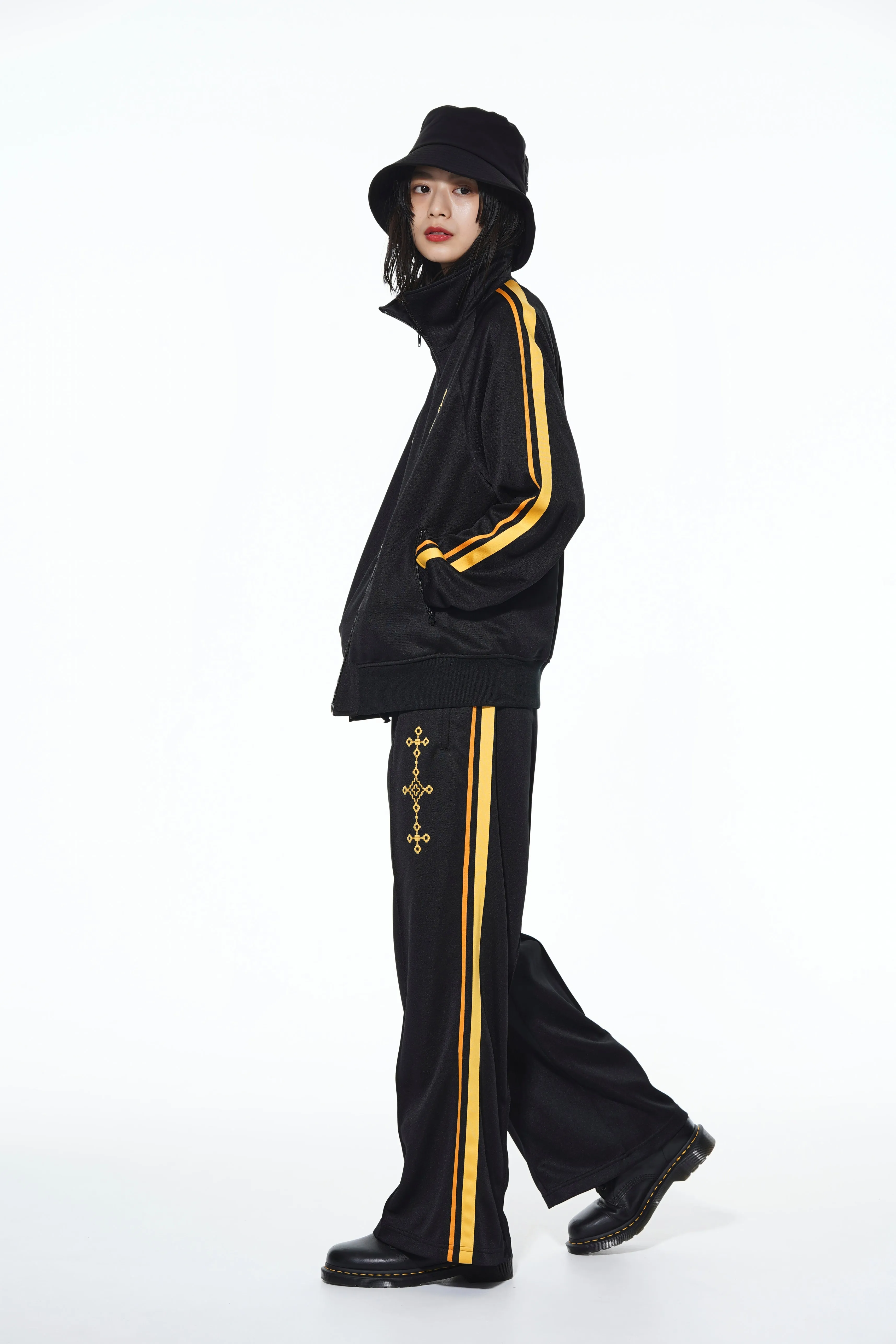 PE/SMOOTH JERSEY GEOMETRIC PATTERN EMBROIDERY SIDE TAPE LINE FLARE PANTS sold by Yohji Yamamoto product image thumbnail 4