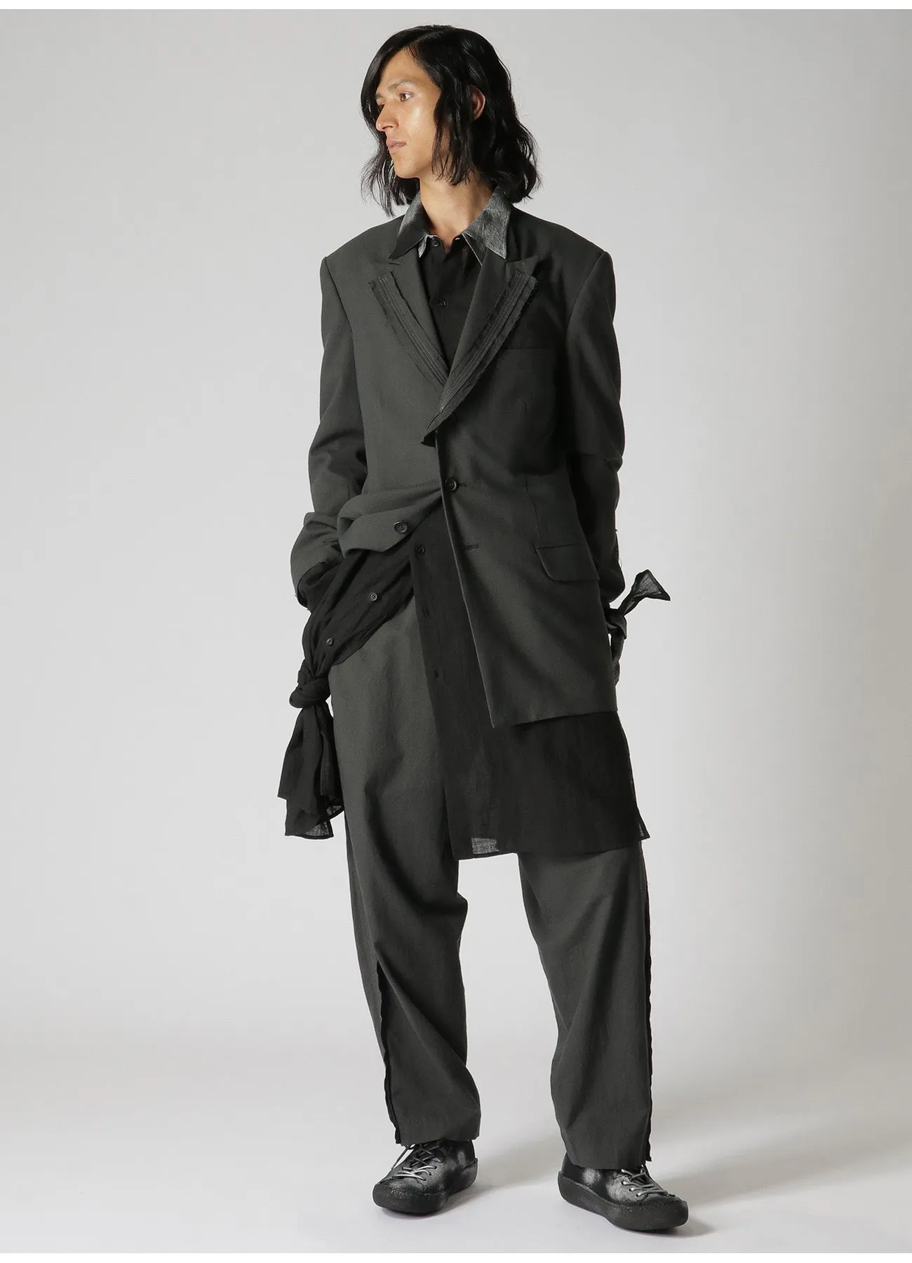 COTTON LINEN POPLIN JACKET WITH DECORATIVE CLOTH sold by Yohji Yamamoto product image thumbnail 4