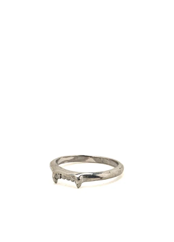 SILVER925 CAT TOOTH RING sold by Yohji Yamamoto