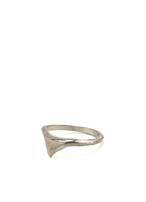 SILVER925 SHARK TOOTH RING sold by Yohji Yamamoto