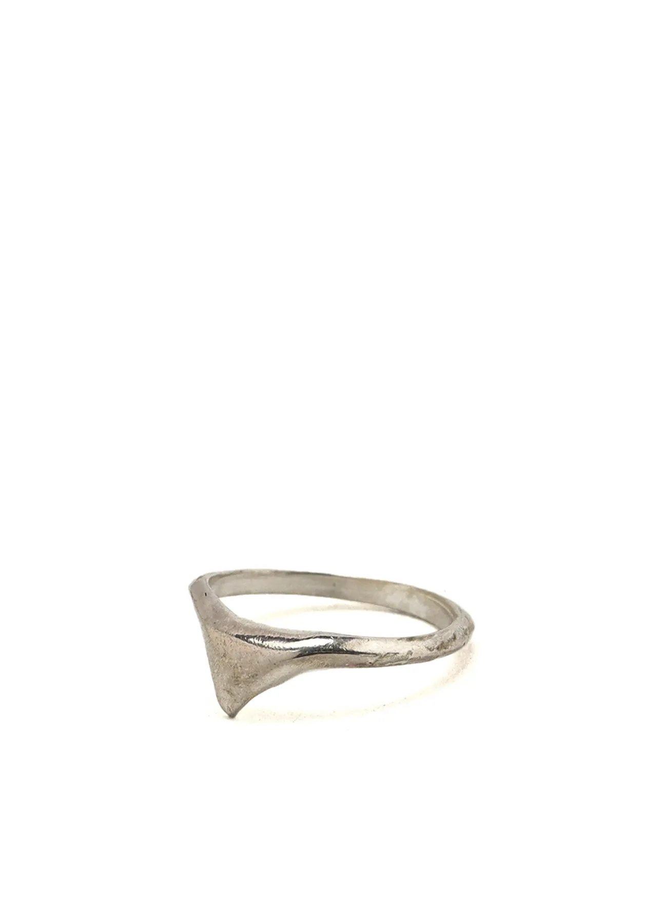 SILVER925 SHARK TOOTH RING sold by Yohji Yamamoto