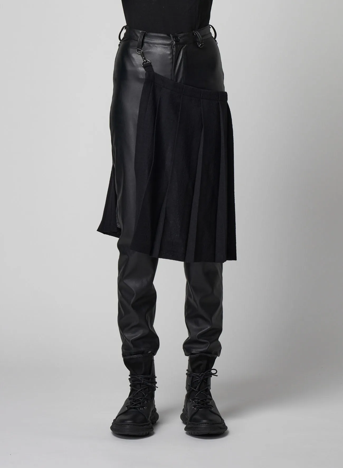 Synthetic Leather Pleats Combination Pants B sold by Yohji Yamamoto product image thumbnail 5