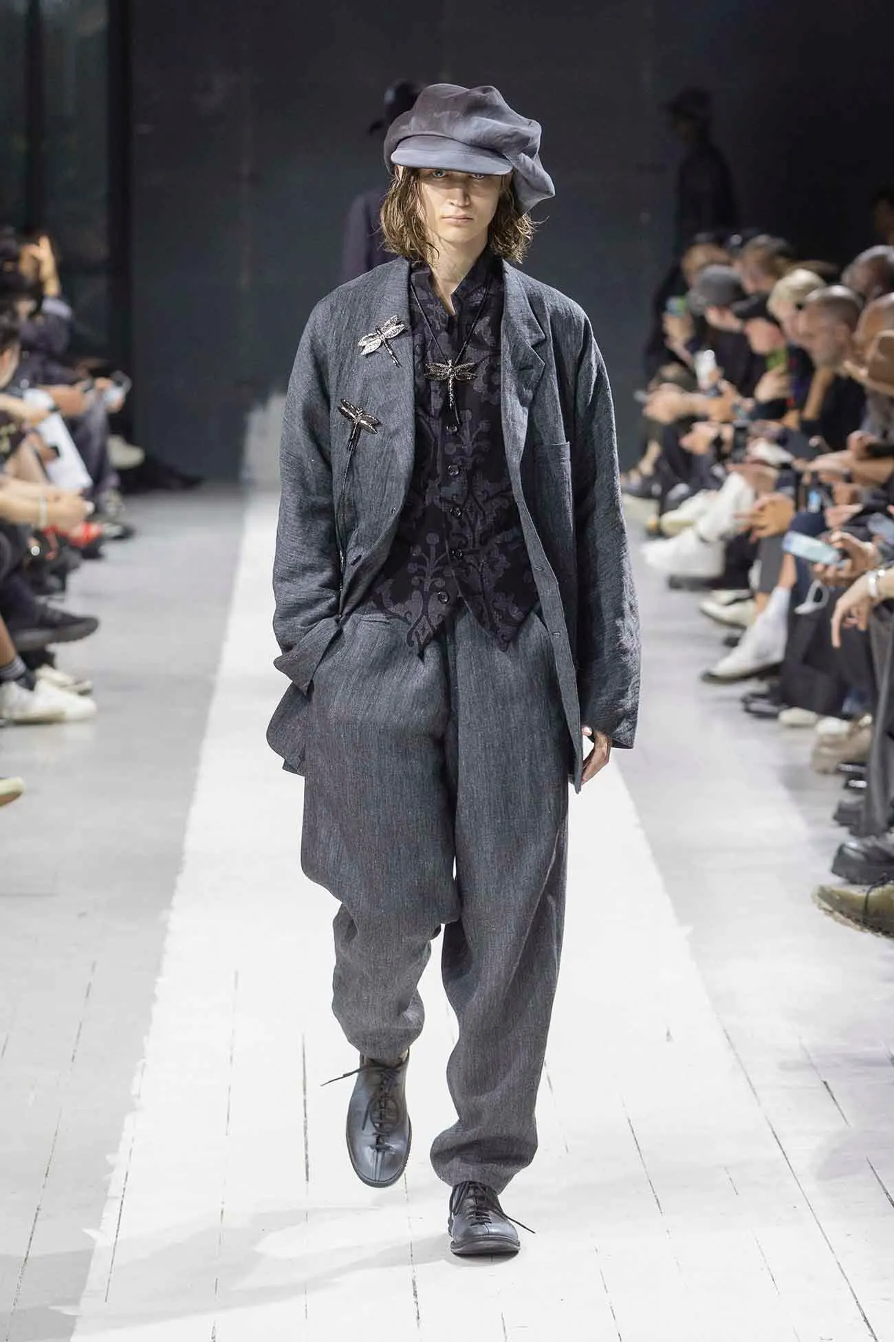 FLAX TOP GABARDINE RAGLAN SLEEVE JACKET sold by Yohji Yamamoto product image thumbnail 2
