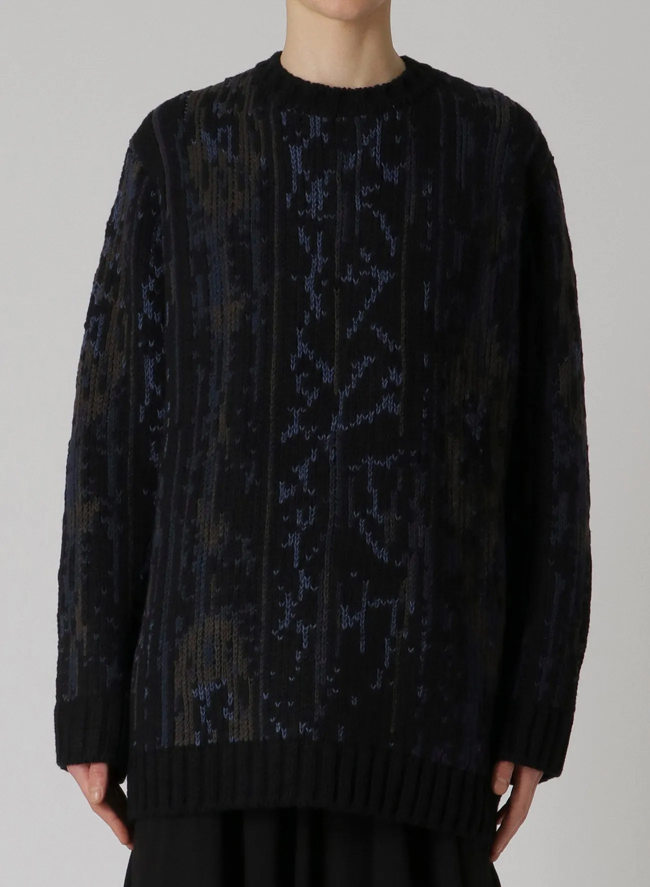 3GJQ ETHNIC DESIGN ROUND NECK sold by Yohji Yamamoto product image thumbnail 2