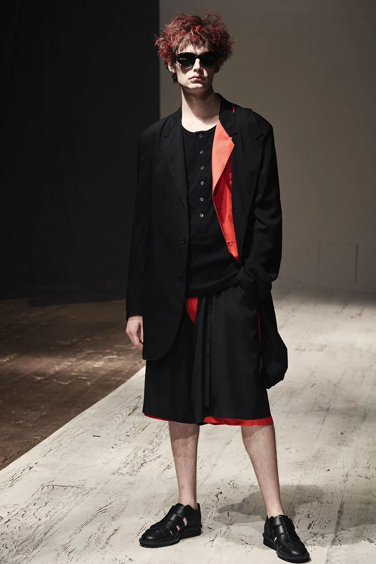 SILK CRAPE DECHINE+RED CELLULOSE LAWN COVER PANTS sold by Yohji Yamamoto product image thumbnail 3