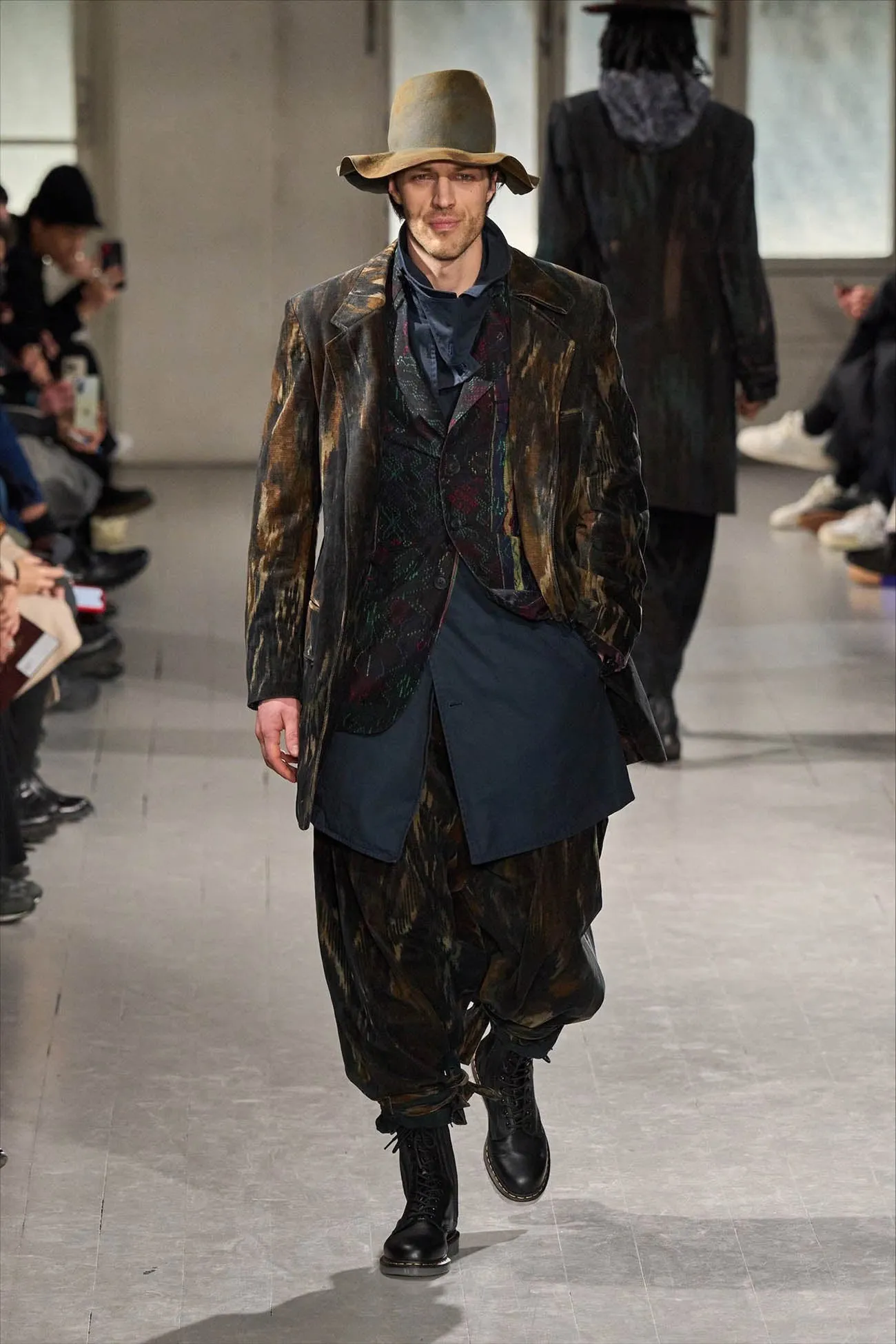 PATTERNED FLAP POCKET 3 BUTTONS JACKET sold by Yohji Yamamoto product image thumbnail 2