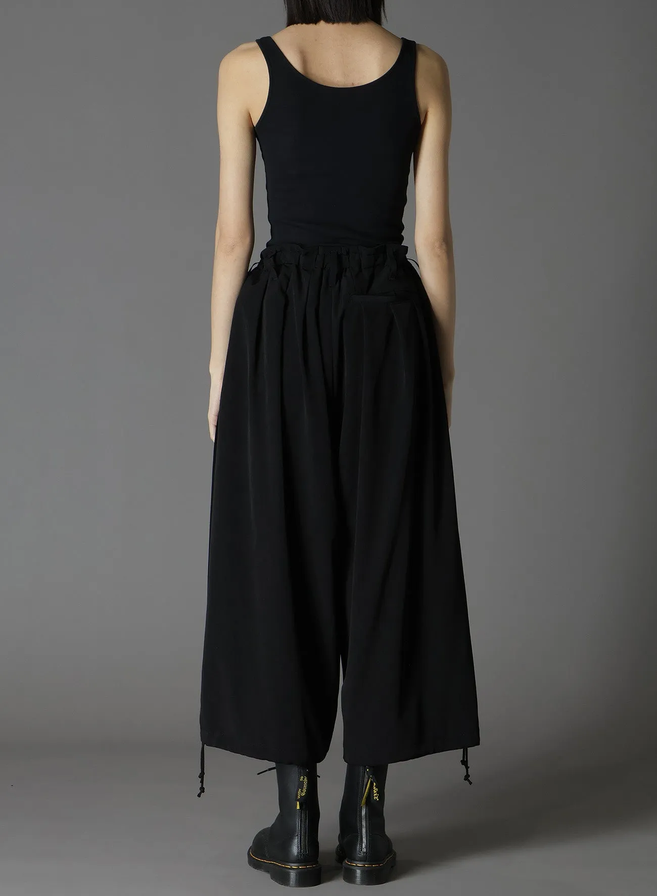 CREPE DE CHINE BALLOON PANTS sold by Yohji Yamamoto product image thumbnail 4