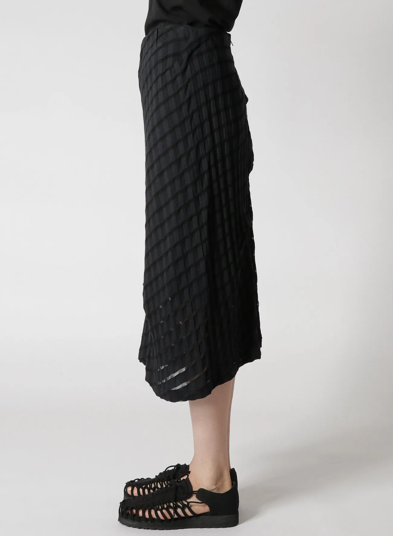 PLAID JERSEY PLEATED SKIRT sold by Yohji Yamamoto product image thumbnail 4