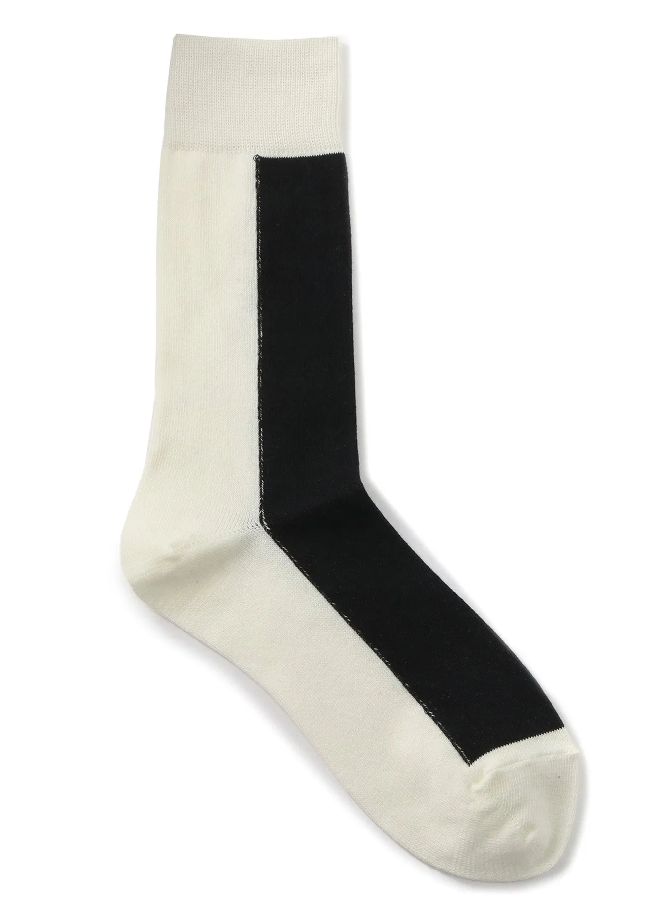 FRONT AND BACK TWO COLOR SOCKS sold by Yohji Yamamoto product image thumbnail 3