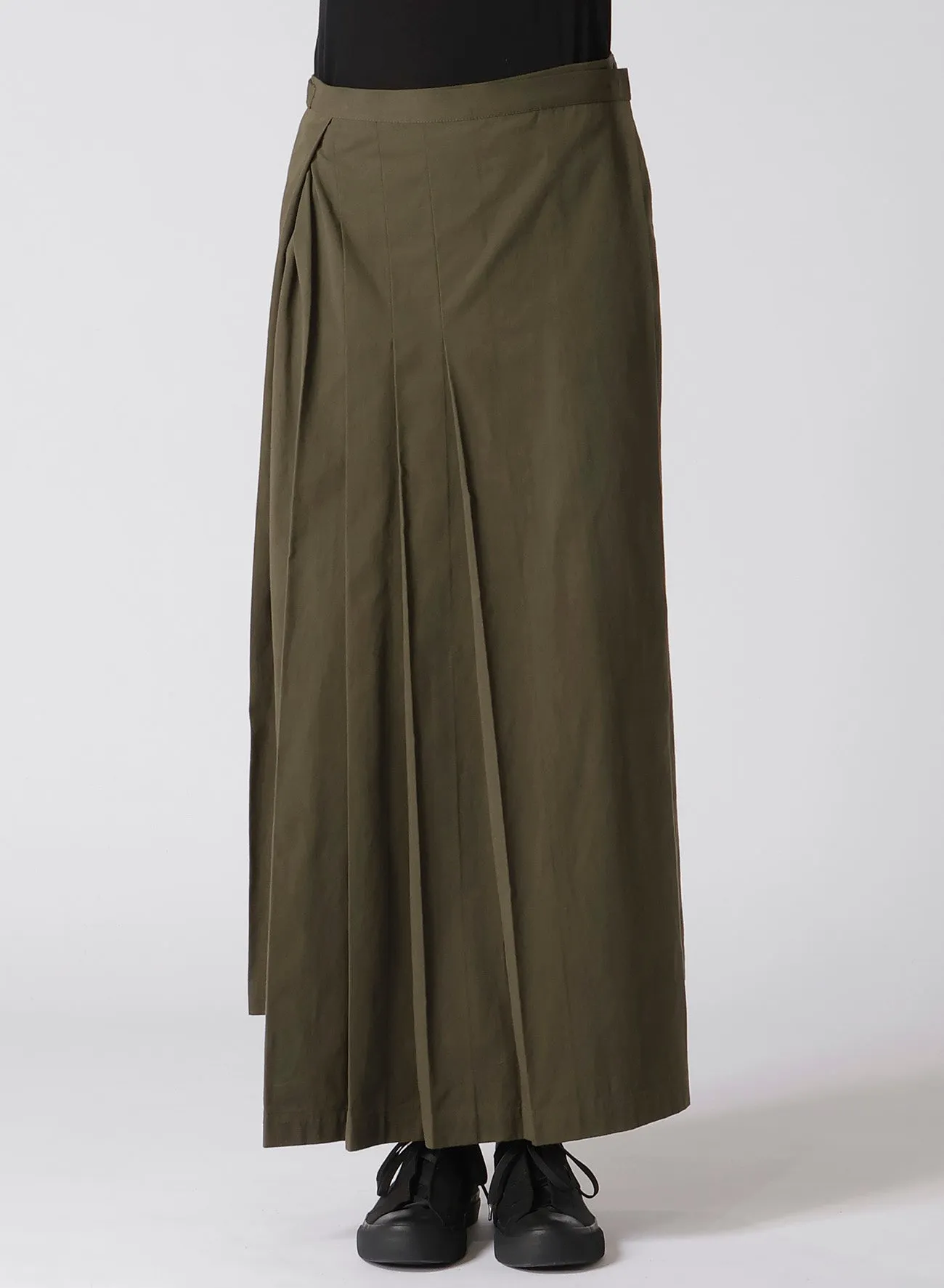 COTTON TWILL R PLEATED WRAP SKIRT sold by Yohji Yamamoto product image thumbnail 2