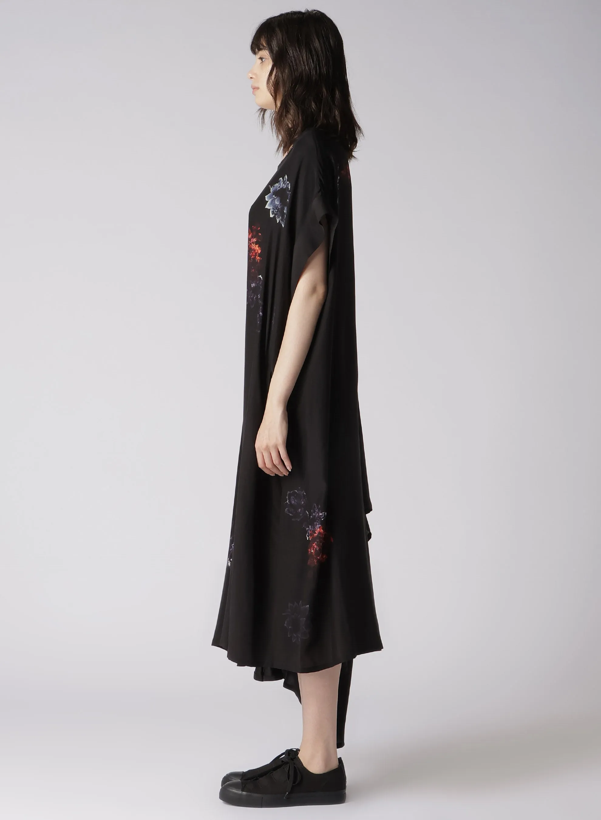 FLOWER COLOR SHORT SLV BIG SILHOUETTE DRESS sold by Yohji Yamamoto product image thumbnail 4