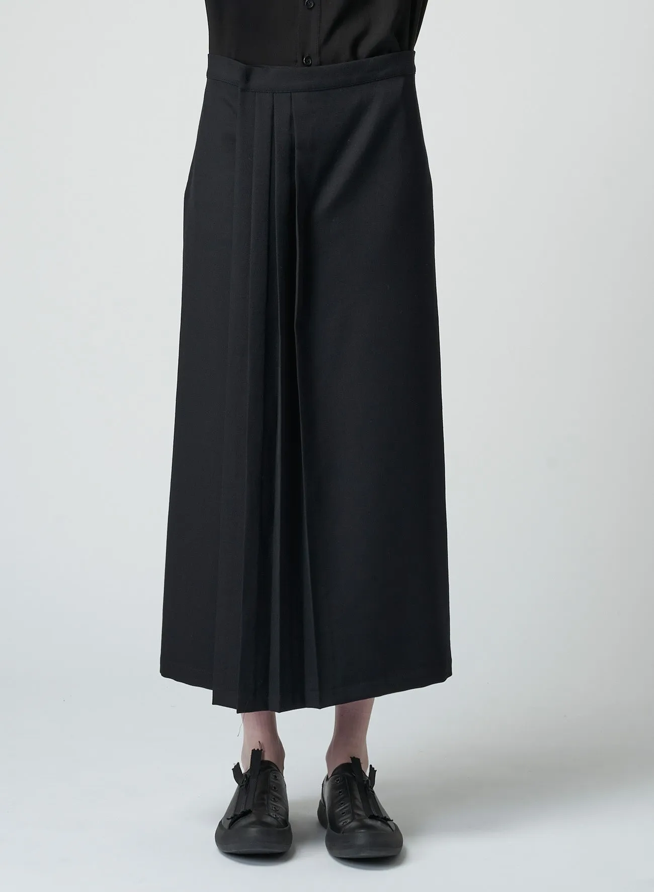 GABARDINE F PLEATED SKIRT sold by Yohji Yamamoto product image thumbnail 2