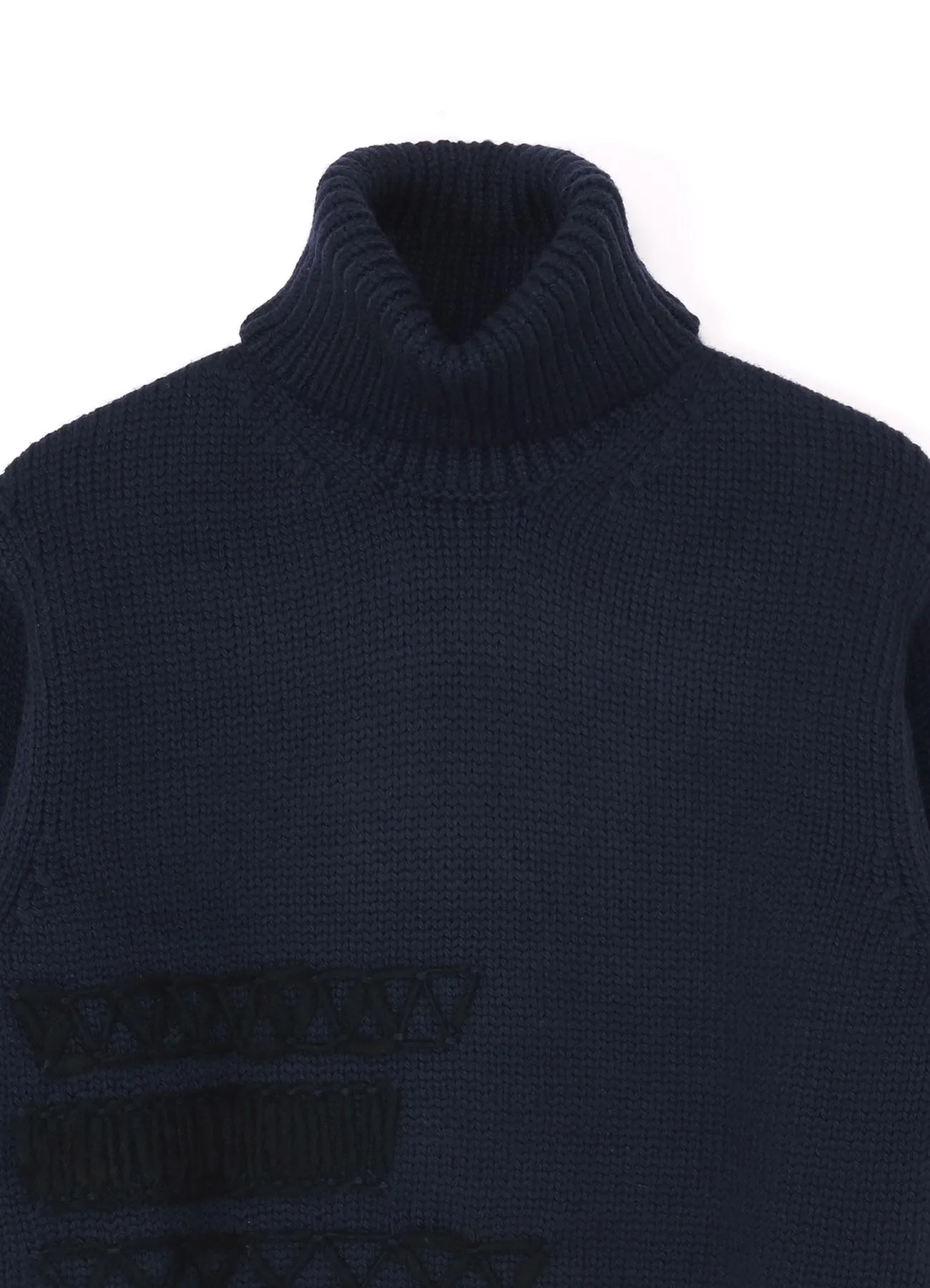 EMBROIDERY PLAIN ST EMBROIDERY TURTLE NECK PO sold by Yohji Yamamoto product image thumbnail 4