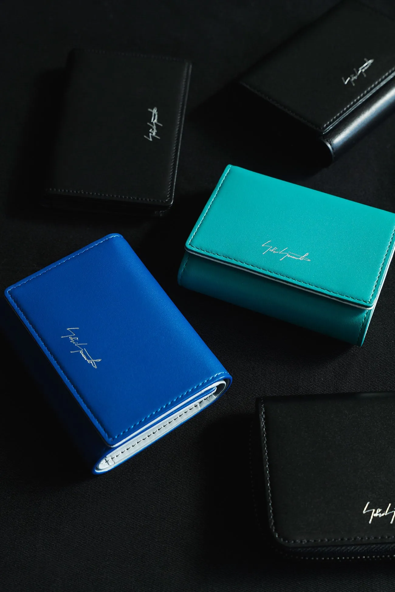 Compact sold by Yohji Yamamoto product image thumbnail 2