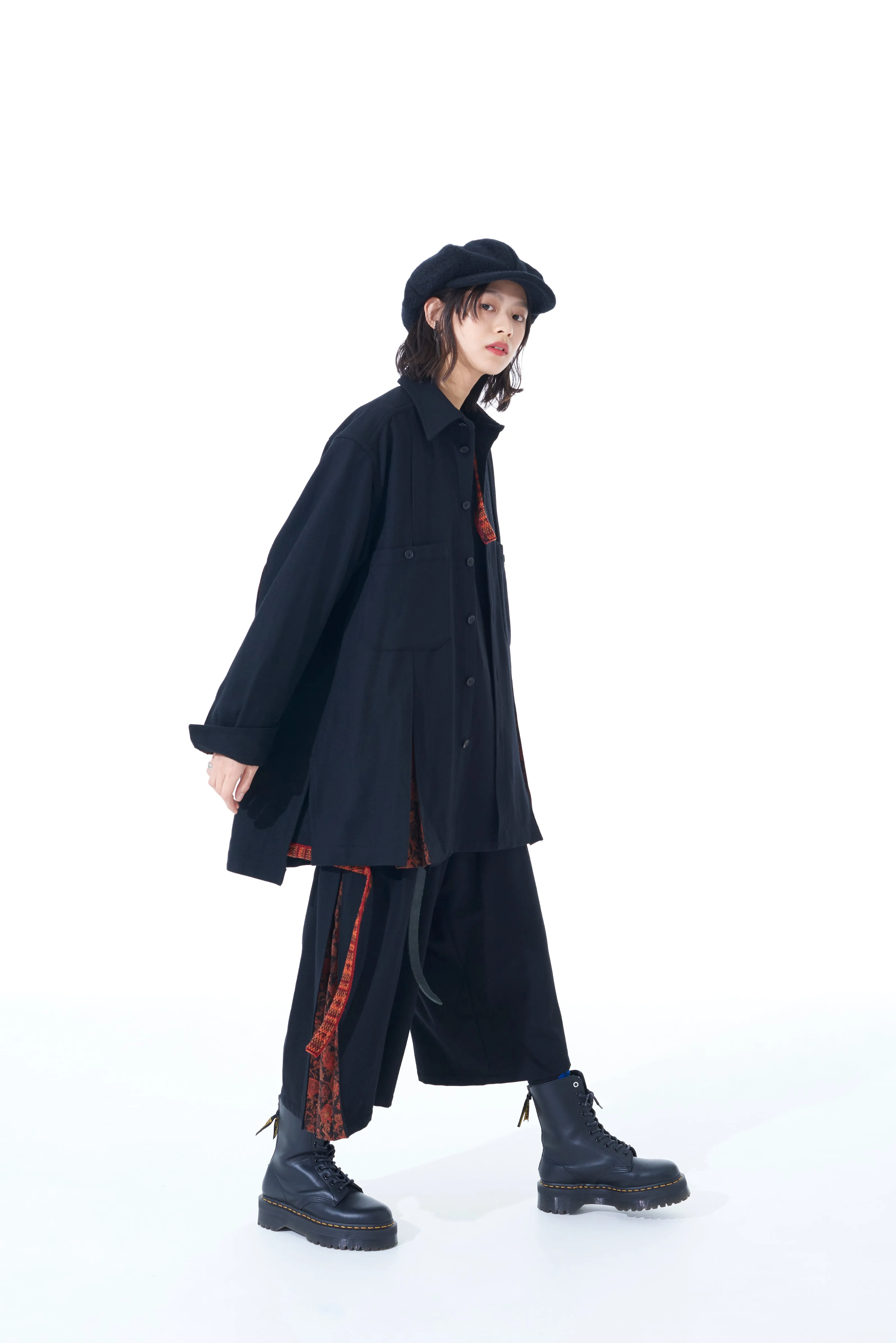 1/10 FLANNEL + COTTON/THORNY JACQUARD SIDE-SWITCHING PANTS sold by Yohji Yamamoto product image thumbnail 4