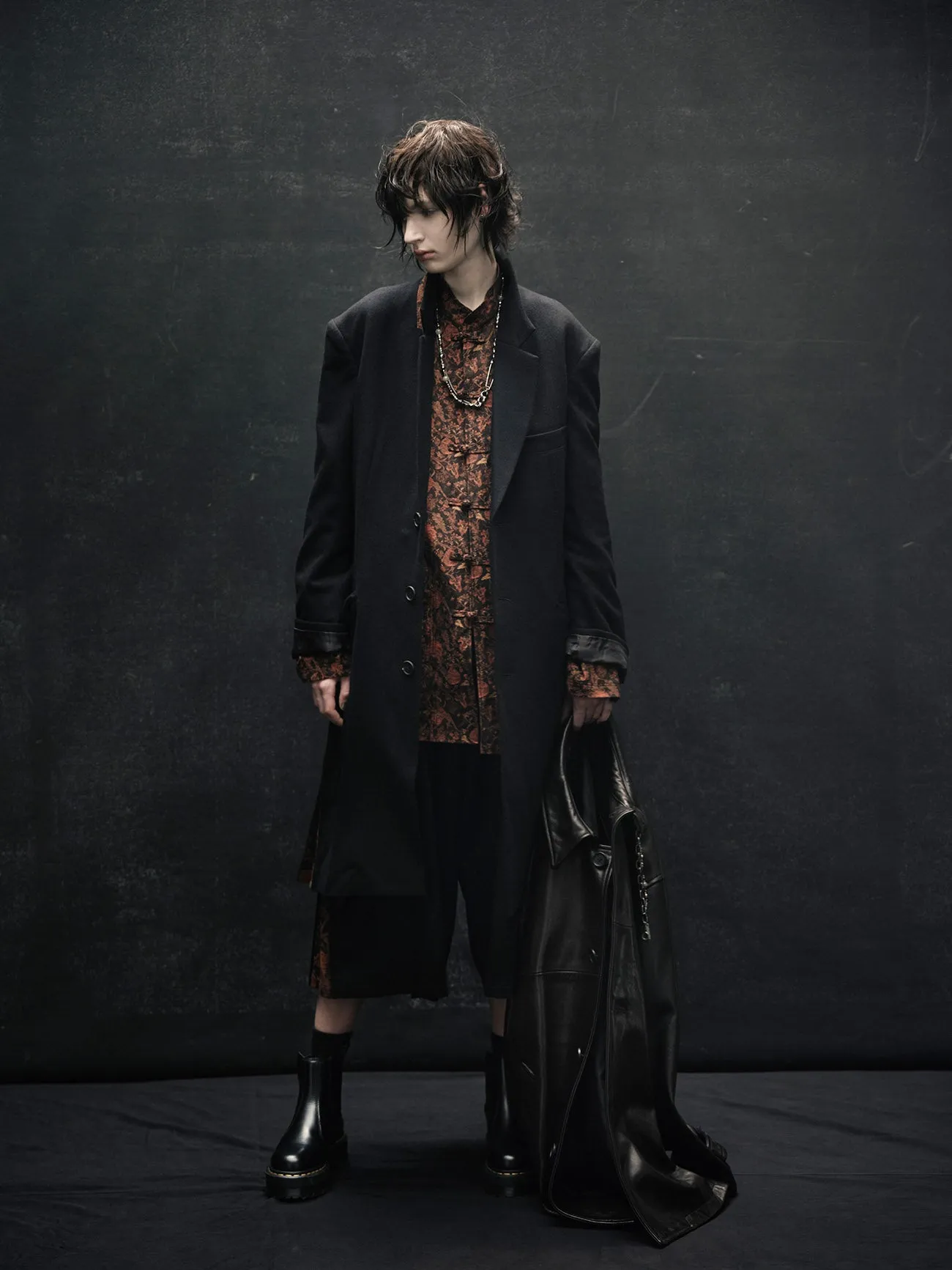 1/10 FLANNEL + COTTON/THORNY JACQUARD SIDE-SWITCHING PANTS sold by Yohji Yamamoto product image thumbnail 2