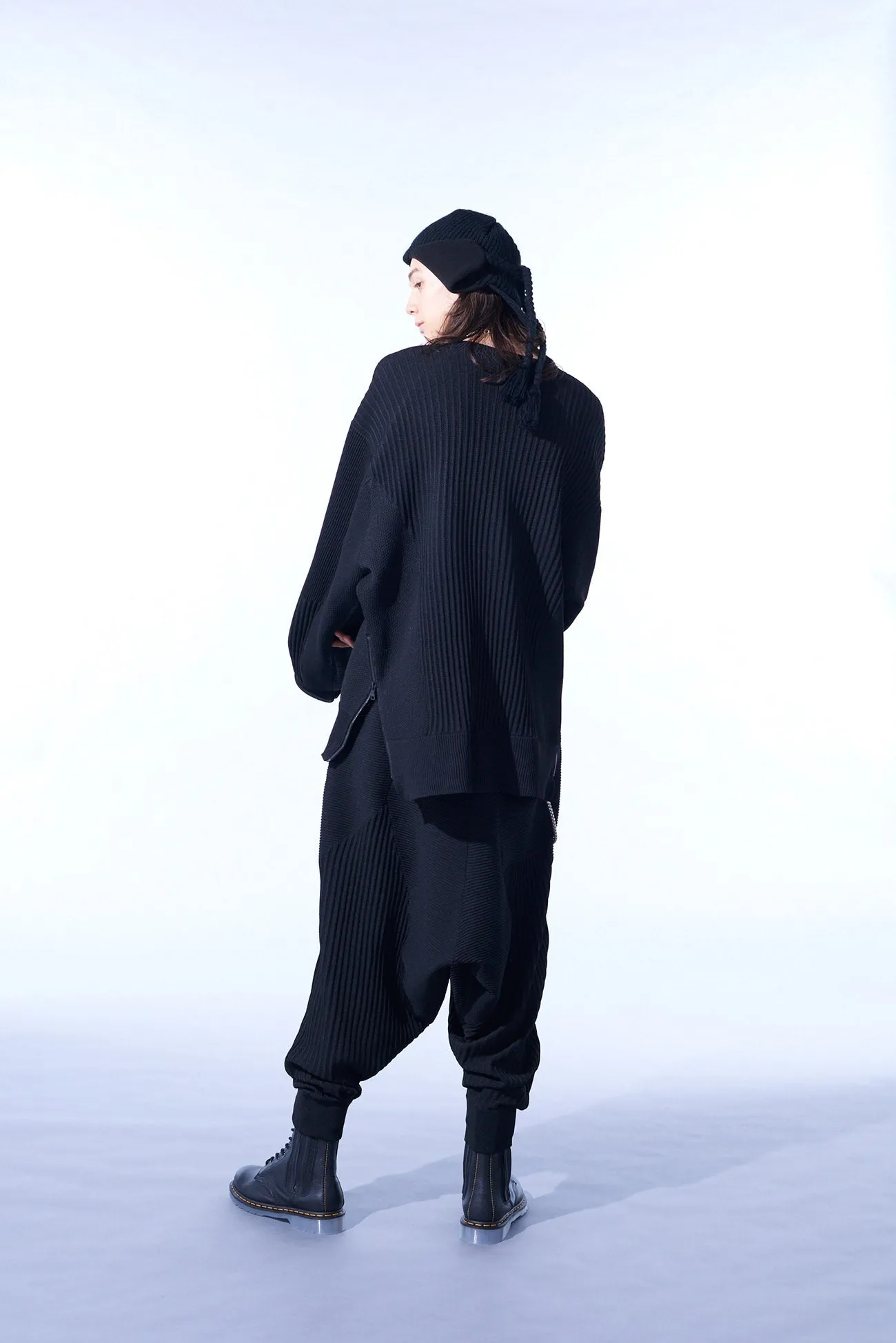 12G SPRITZY PLAIN STITCHES HEM RIB KNIT SARUEL PANTS sold by Yohji Yamamoto product image thumbnail 4