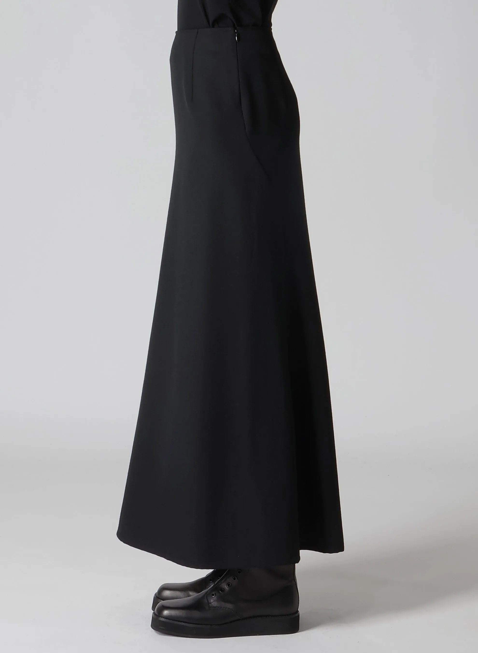 2/60 WOOL GABARDINE DIAGONAL PANEL SKIRT sold by Yohji Yamamoto product image thumbnail 4