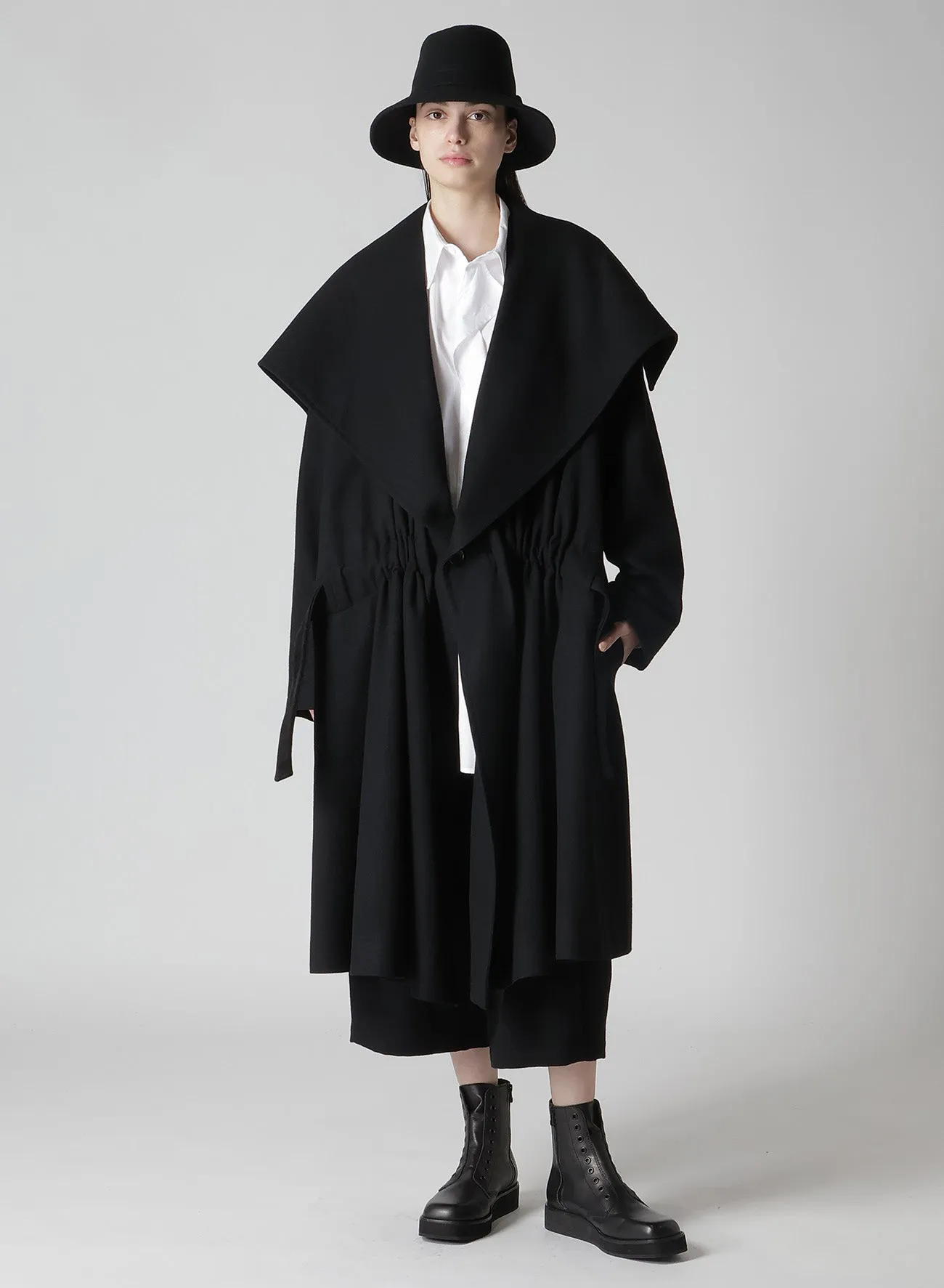 SHRINK WOOL GABARDINE POCKET DETAIL WIDE PANTS sold by Yohji Yamamoto product image thumbnail 3