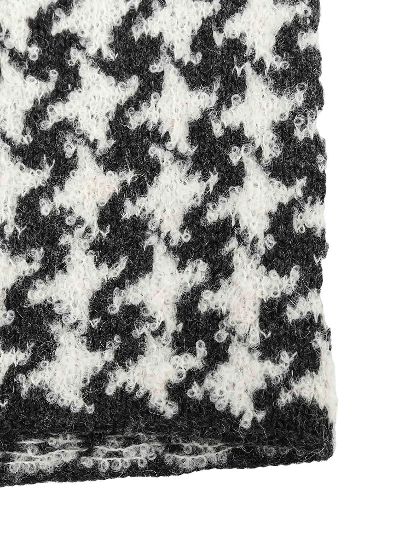 HOUNDSTOOTH L BALACLAVA sold by Yohji Yamamoto product image thumbnail 4