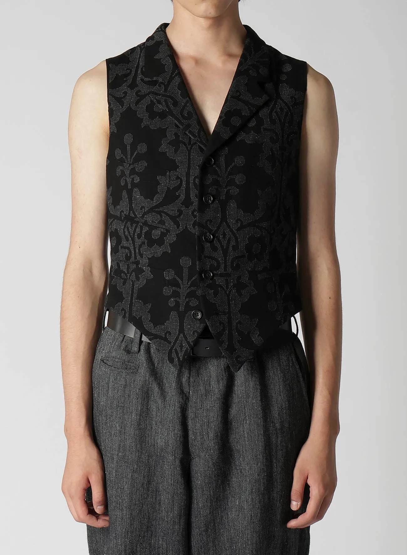 INDIAN LEFT DECORATIVE CLOTH VEST sold by Yohji Yamamoto product image thumbnail 5