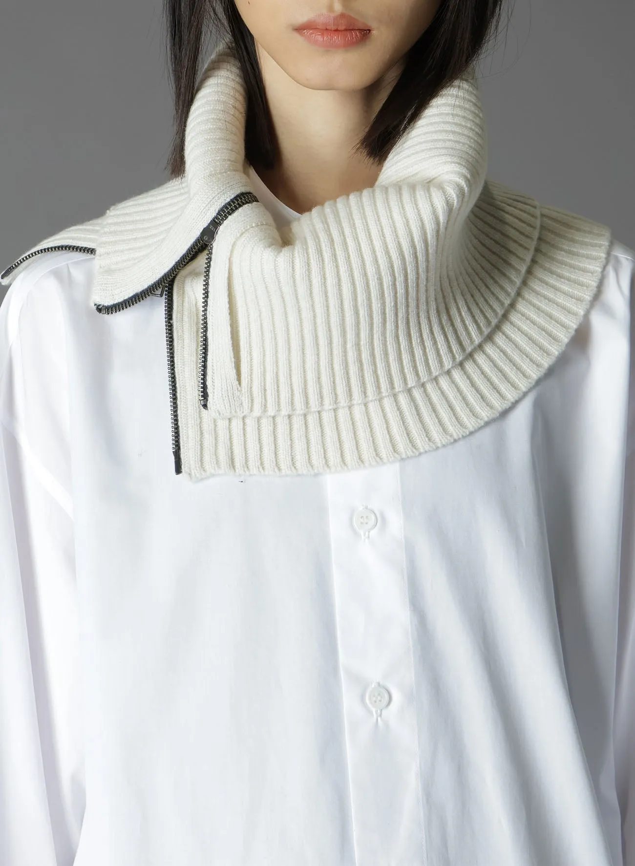 CASHMERE/EXTRA SUPER FINE WOOL ZIPPER NECK WARMERS sold by Yohji Yamamoto product image thumbnail 3