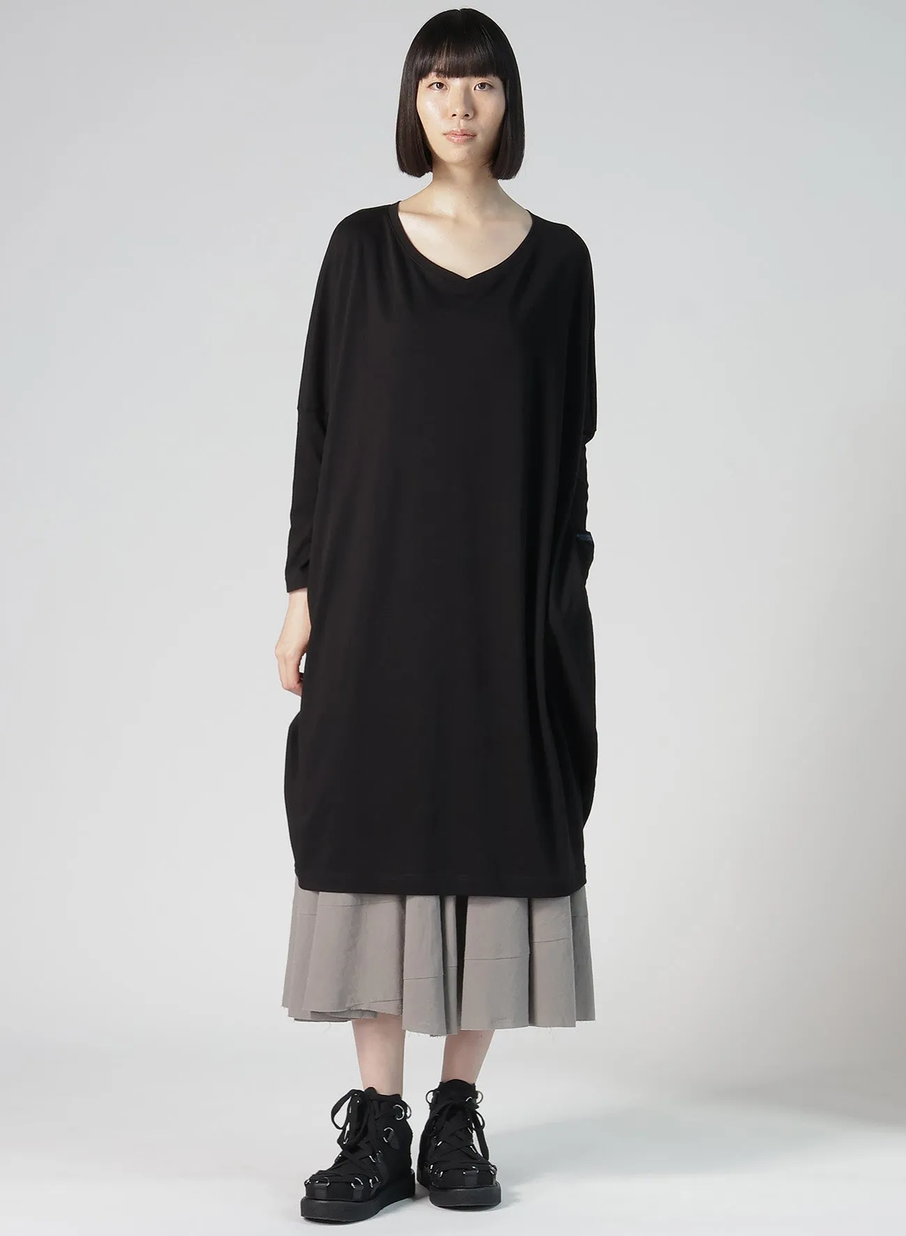 COTTON SINGLE JERSEY R-DOLMAN BIG DRESS sold by Yohji Yamamoto product image thumbnail 3