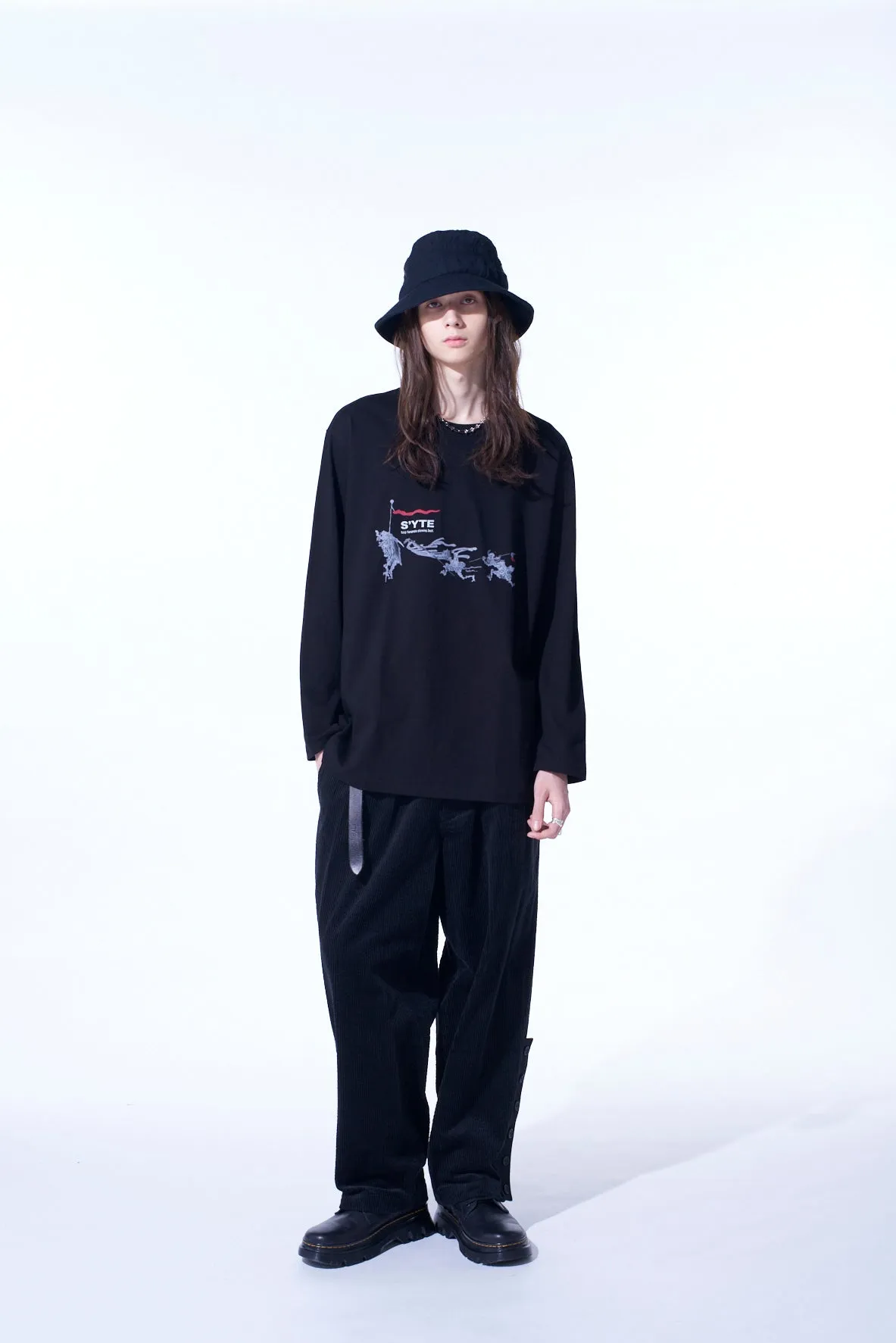 "THREE DEMONS" GRAPHIC LONG-SLEEVED T-SHIRT sold by Yohji Yamamoto product image thumbnail 3