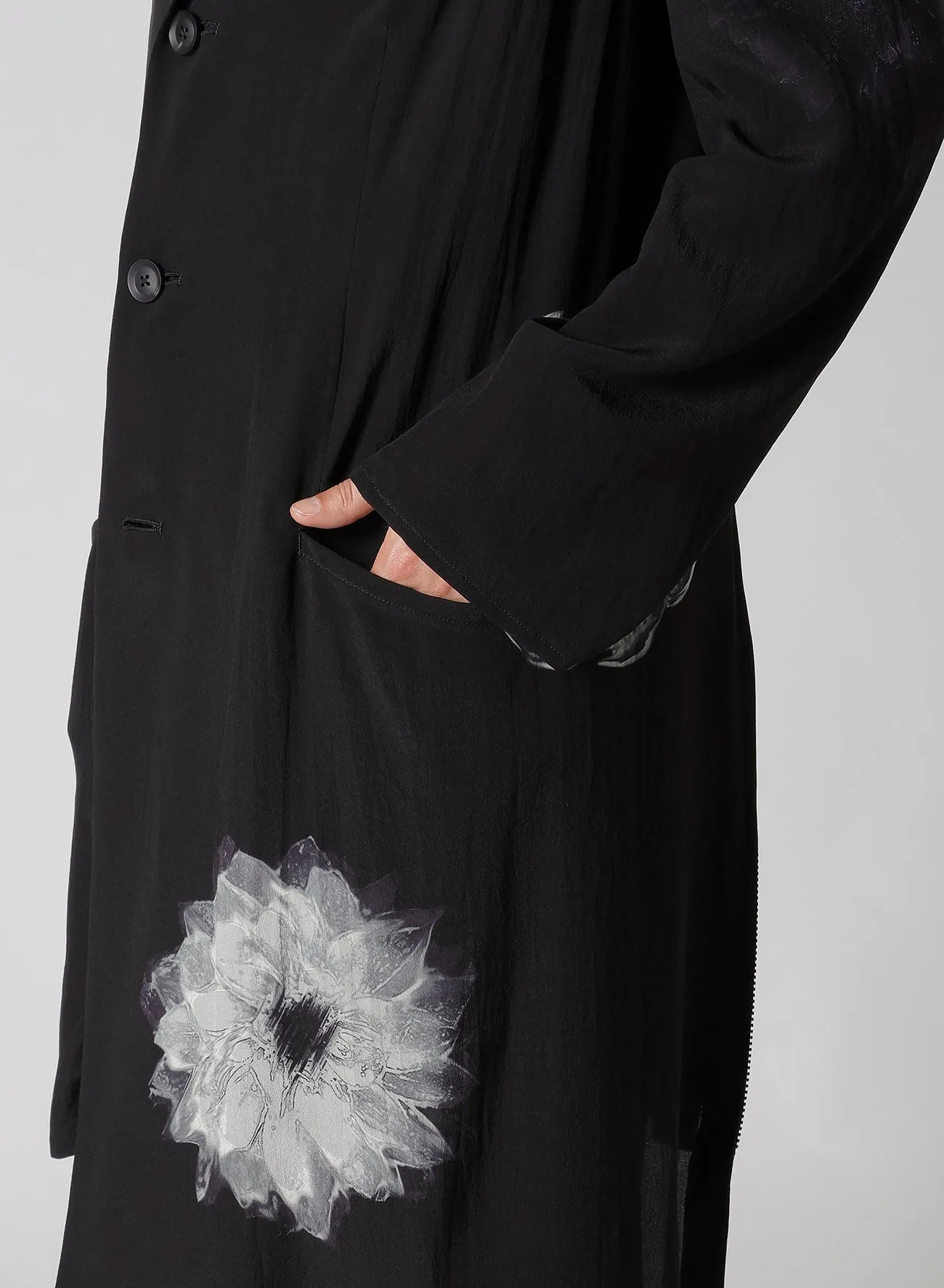 WHITE FLOWER PRINT SLIT JACKET sold by Yohji Yamamoto product image thumbnail 4