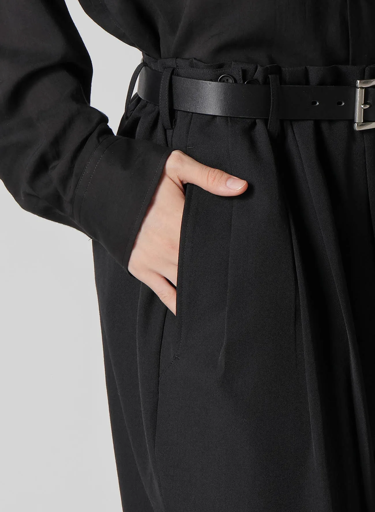 WOOL GABARDINE TAB DETAIL WIDE PANTS sold by Yohji Yamamoto product image thumbnail 4