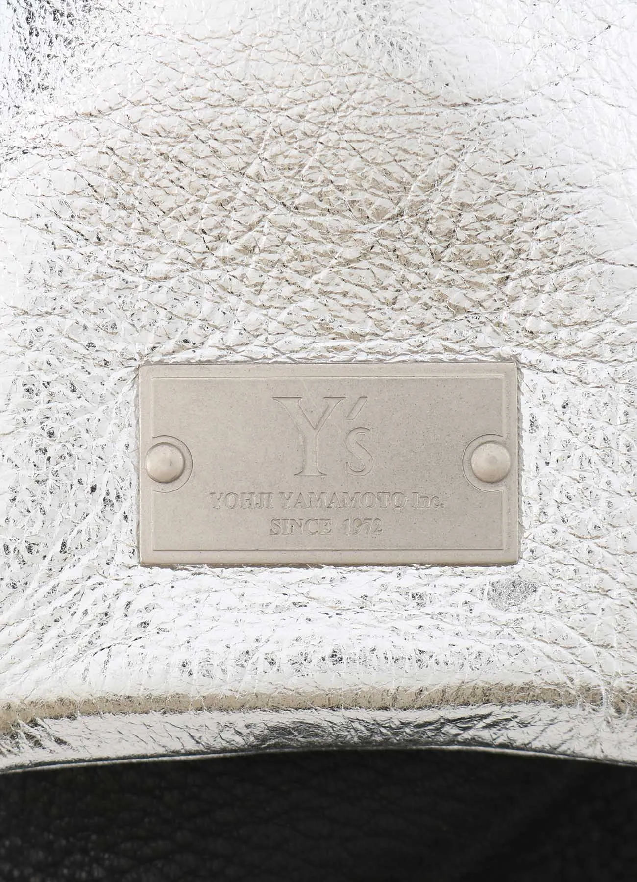 SOFT SHRINK LEATHER DOUBLE POUCH sold by Yohji Yamamoto product image thumbnail 5