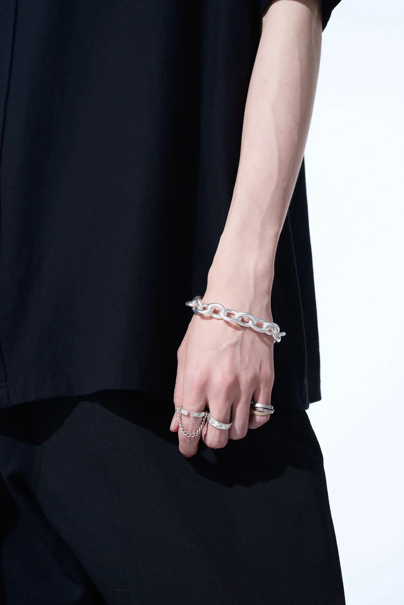 BRASS CHAIN MANTEL BRACELET sold by Yohji Yamamoto product image thumbnail 2