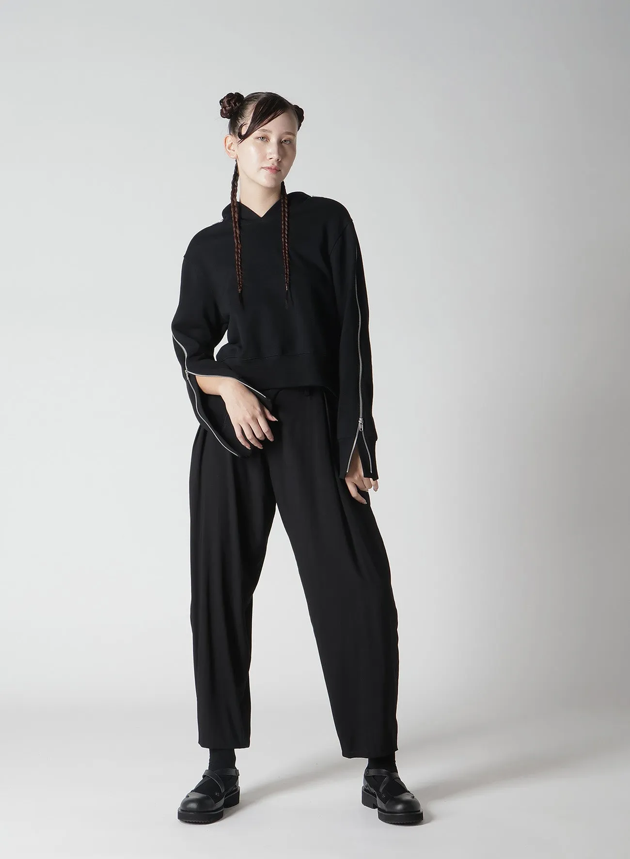 RAYON LAWN CROPED TUCK PANTS sold by Yohji Yamamoto product image thumbnail 4