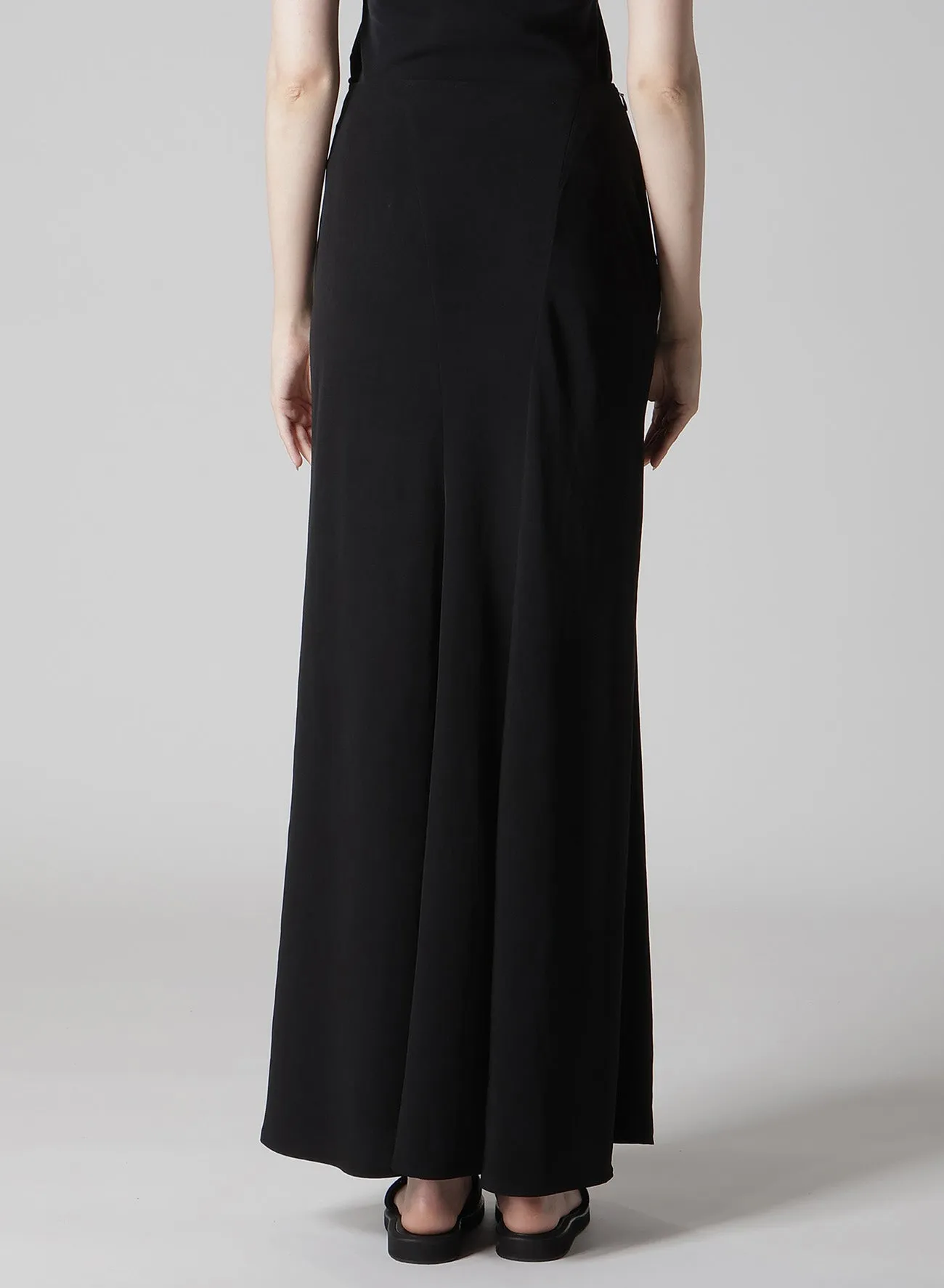 TA/PE CREPE DE CHINE L BIG POCKET DETAIL SKT sold by Yohji Yamamoto product image thumbnail 5