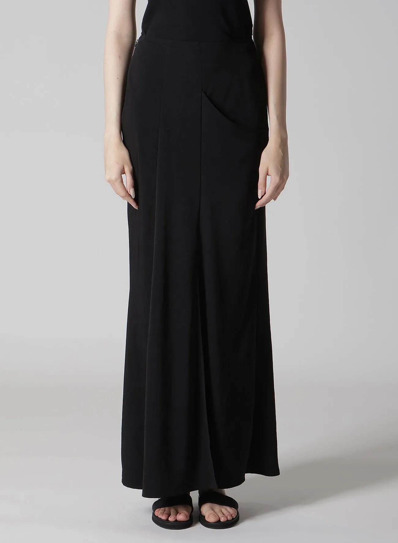 TA/PE CREPE DE CHINE L BIG POCKET DETAIL SKT sold by Yohji Yamamoto product image thumbnail 2