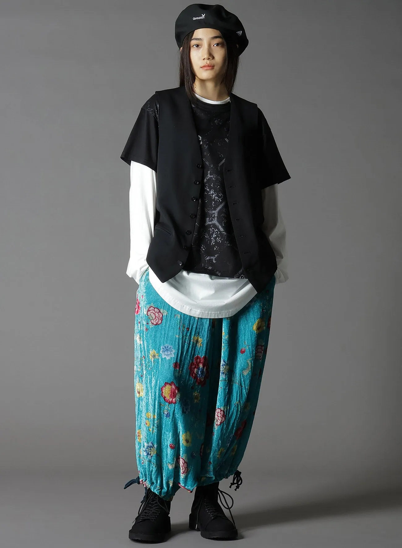 WOOL GABARDINE DOUBLE-BRIMMED POCKET VEST sold by Yohji Yamamoto product image thumbnail 2