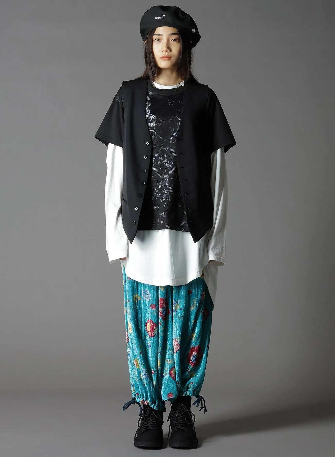 WOOL GABARDINE DOUBLE-BRIMMED POCKET VEST sold by Yohji Yamamoto product image thumbnail 3