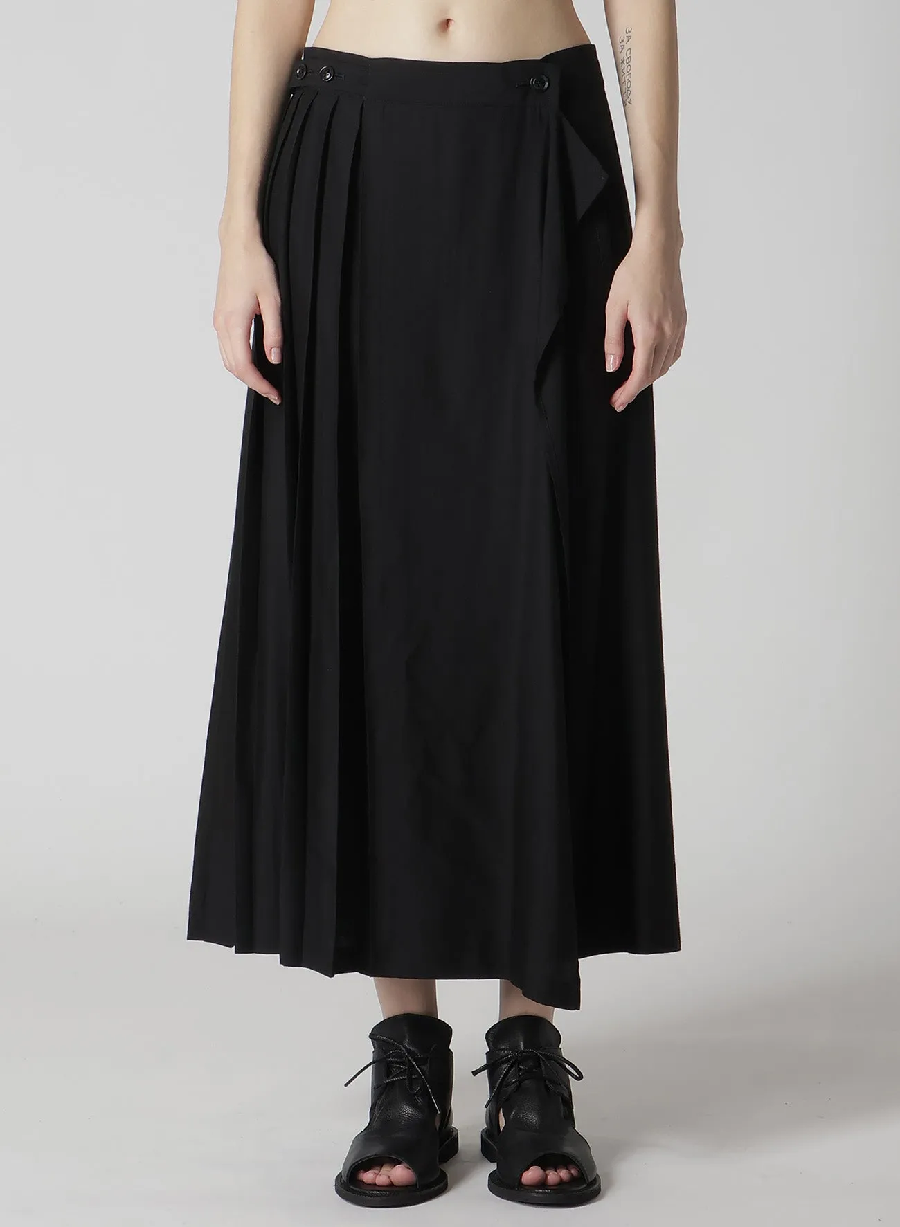4OZ CU/DUNGAREE TWILL PLEATED WRAP SKIRT sold by Yohji Yamamoto product image thumbnail 4