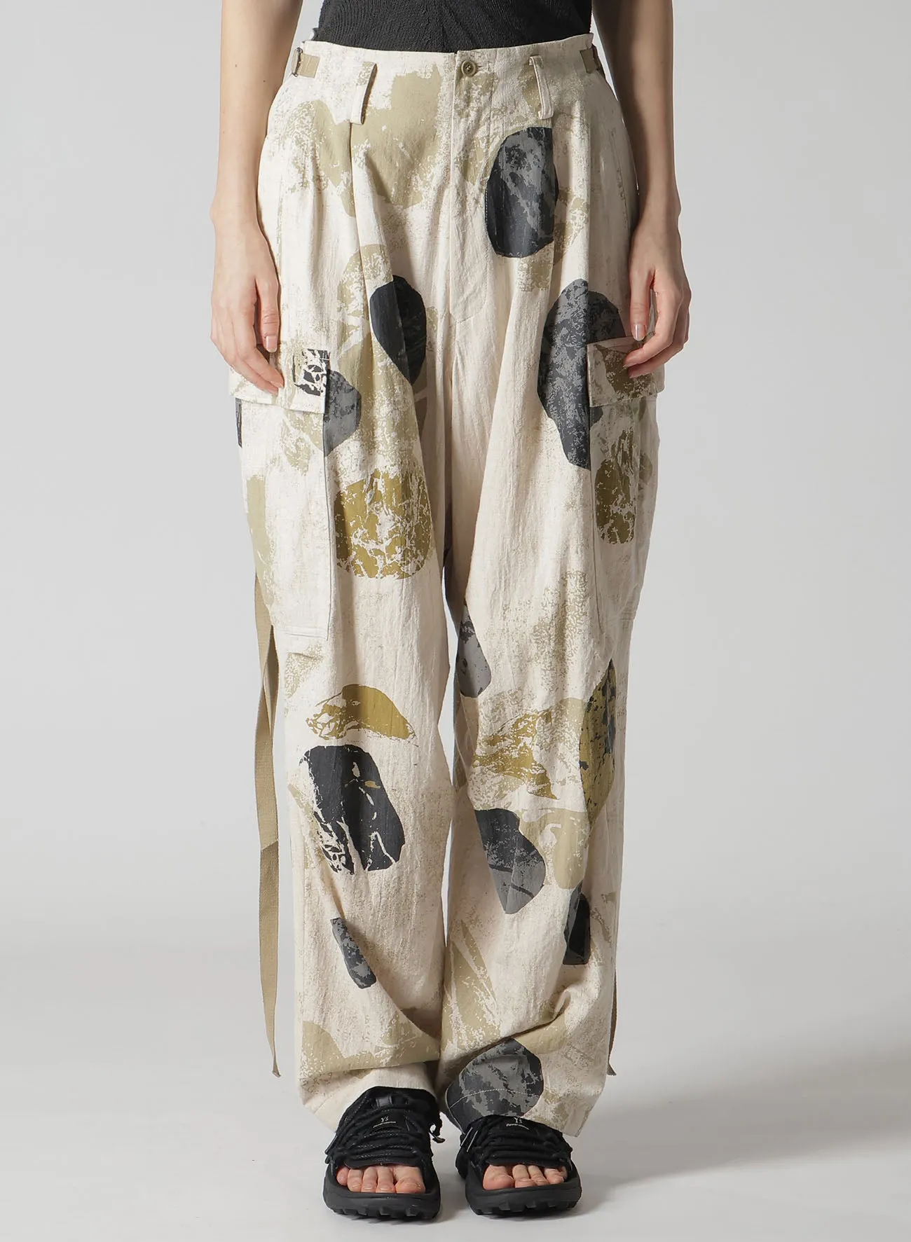 C/L POPLIN STONE DESIGN CARGO PANTS sold by Yohji Yamamoto product image thumbnail 4