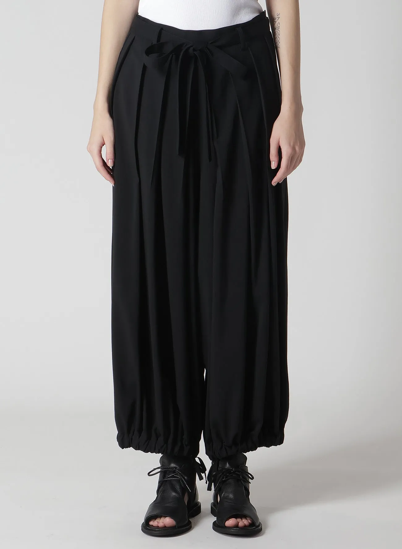 HARD-TWISTED LAWN TUCKED PANTS sold by Yohji Yamamoto product image thumbnail 4
