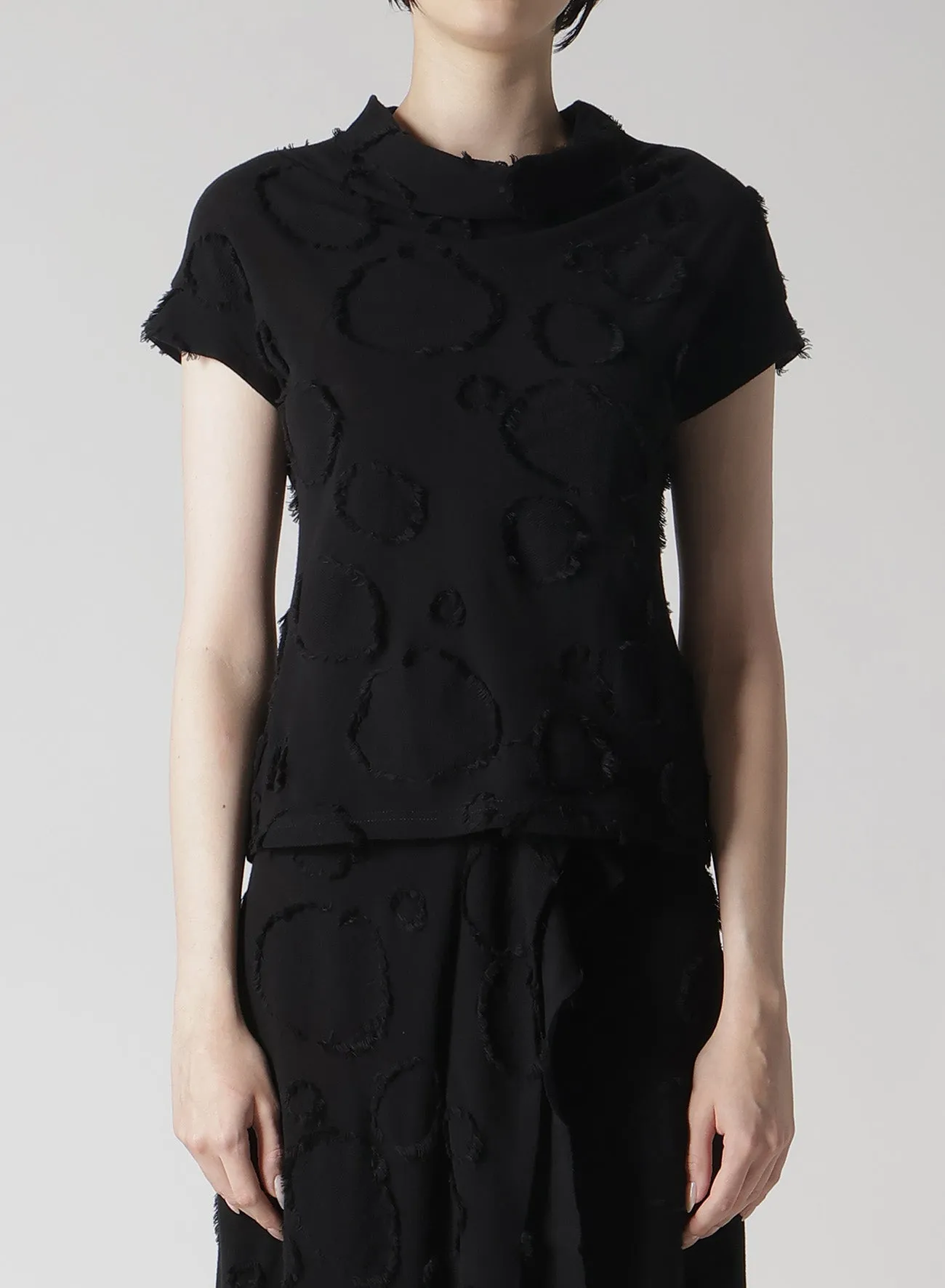 C40/-SZ + 20/-DOT JQ HIGH NECK SHORT SLV T sold by Yohji Yamamoto product image thumbnail 2