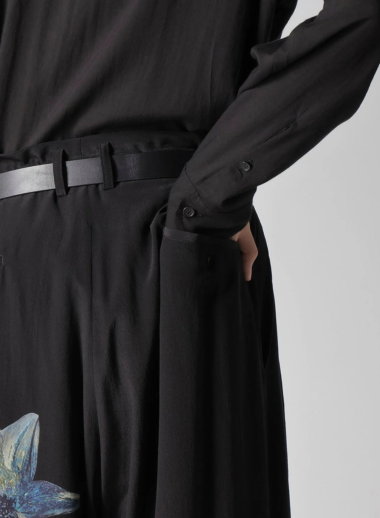 FLOWER DESIGNED PRINT WIDE PANTS sold by Yohji Yamamoto product image thumbnail 5