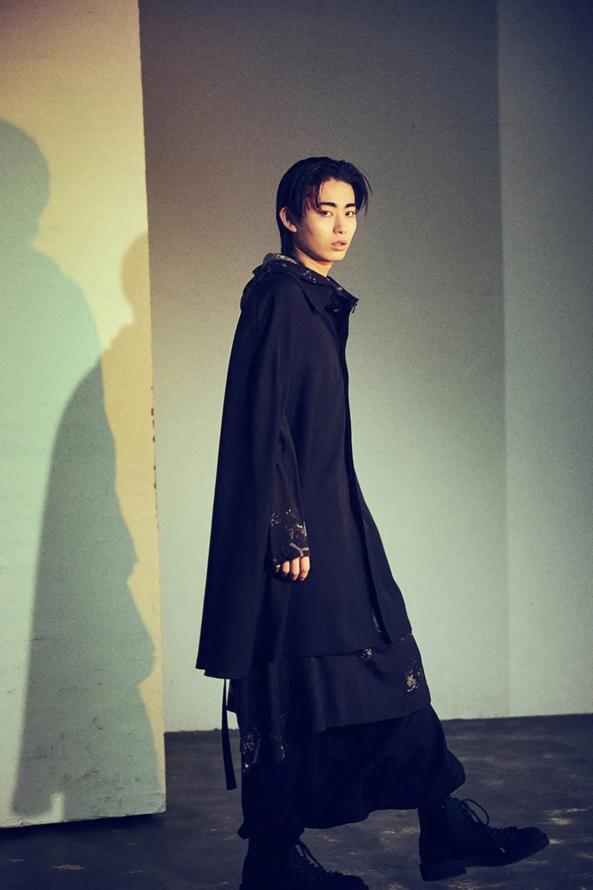 WOOL GABARDINE COLLARED CLOAK sold by Yohji Yamamoto product image thumbnail 2