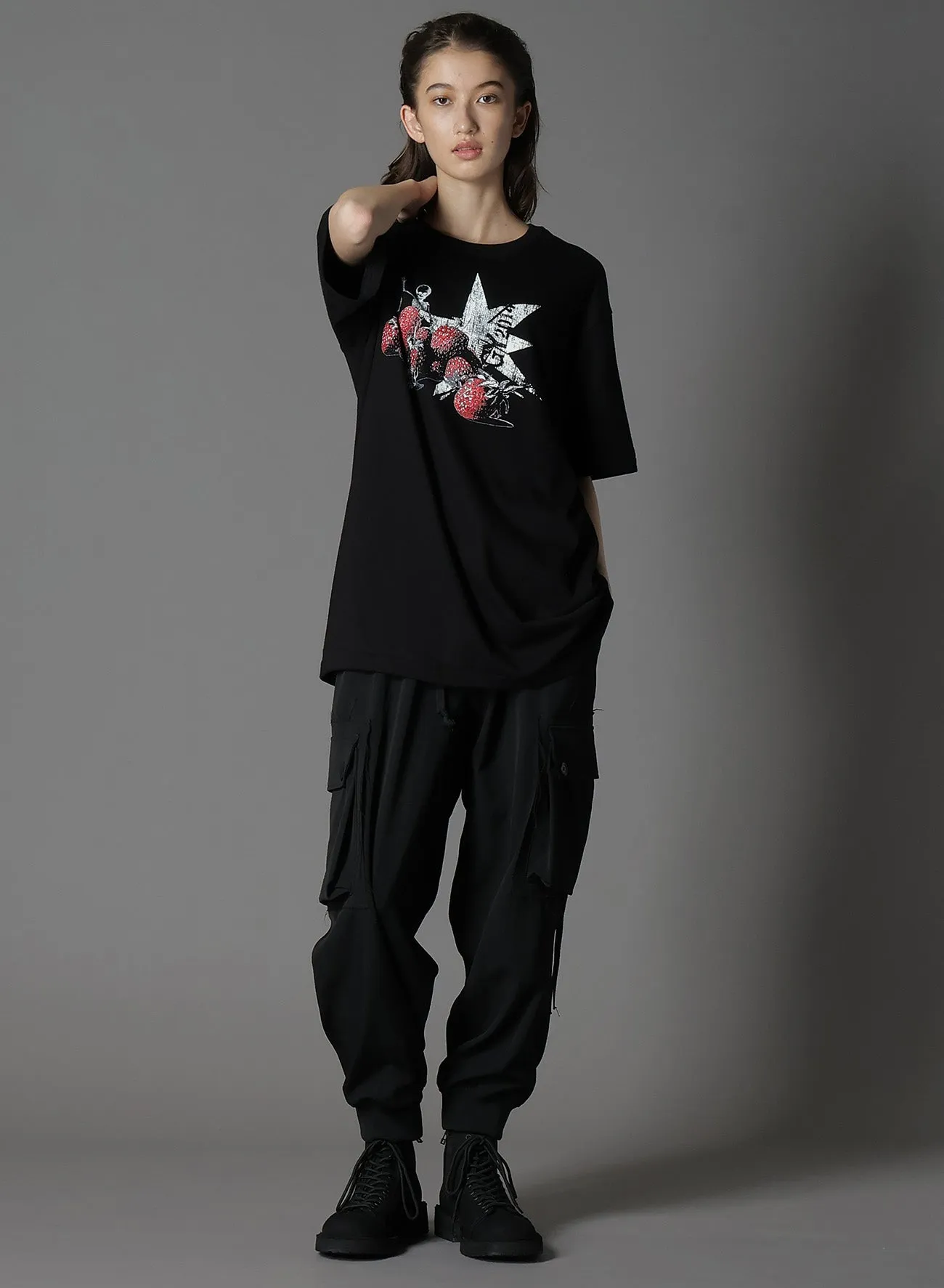COTTON JERSEY SKULL STRAWBERRY T-SHIRT sold by Yohji Yamamoto product image thumbnail 2