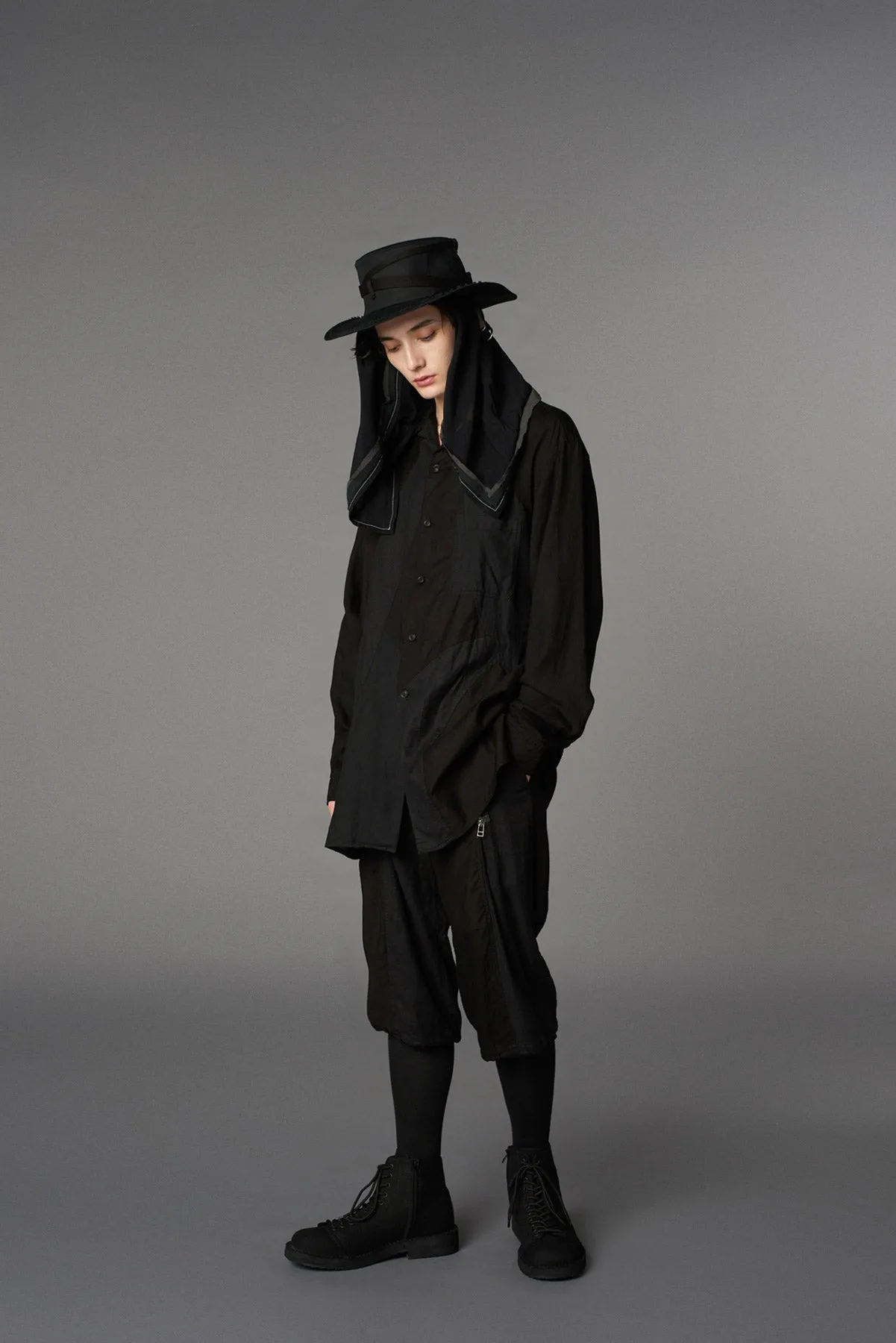 ishica SOFT CHINO CROSS BONDAGE HAT sold by Yohji Yamamoto product image thumbnail 2