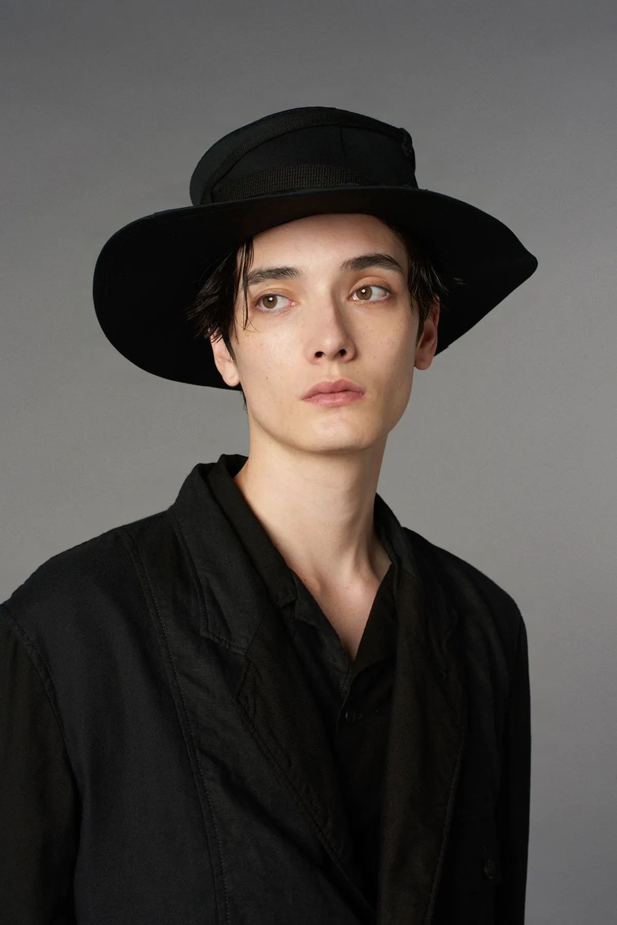 ishica SOFT CHINO CROSS BONDAGE HAT sold by Yohji Yamamoto product image thumbnail 5