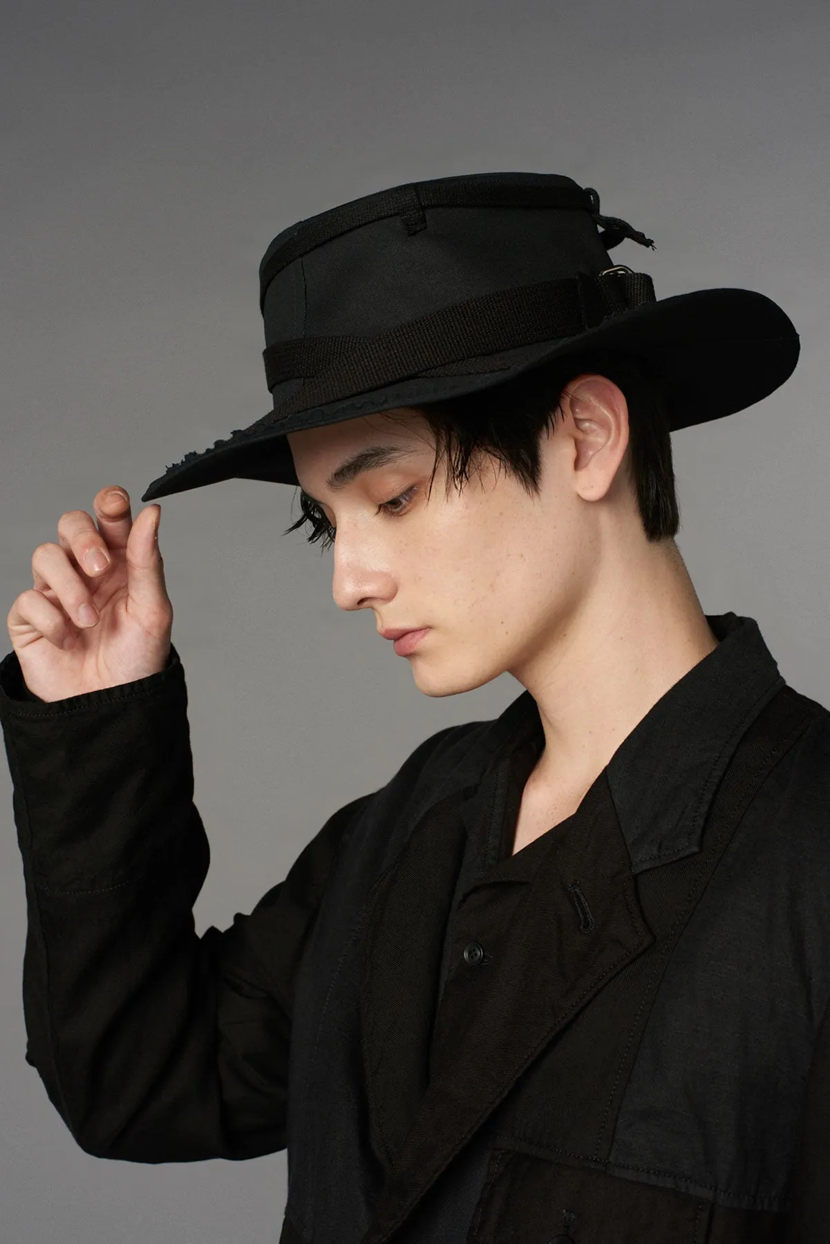 ishica SOFT CHINO CROSS BONDAGE HAT sold by Yohji Yamamoto product image thumbnail 3