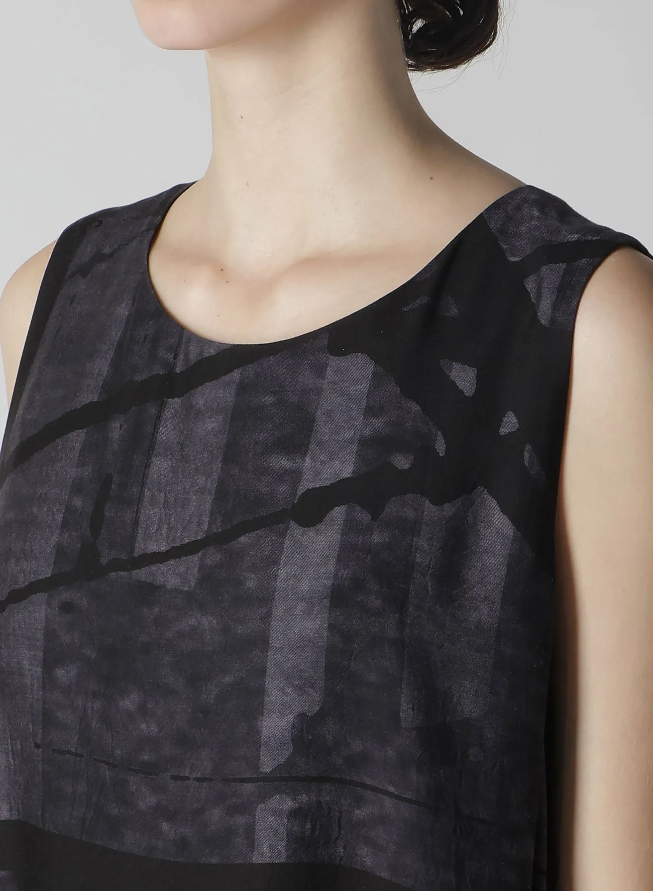 FLOWER&CABLE PRINT SLEEVELESS DRESS sold by Yohji Yamamoto product image thumbnail 5