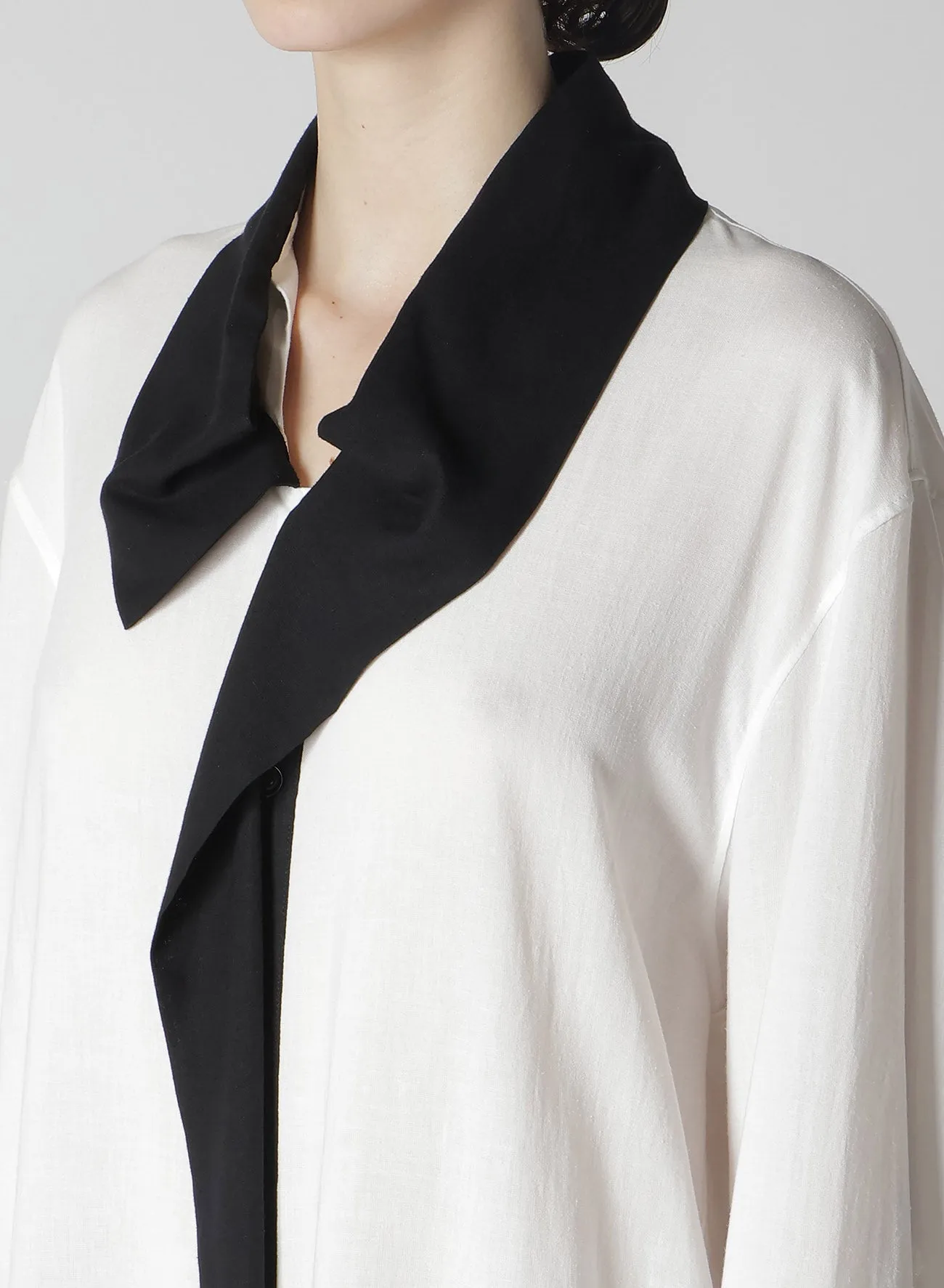 RAYON/LINEN SHEETING TIE STYLE BLOUSE sold by Yohji Yamamoto product image thumbnail 5