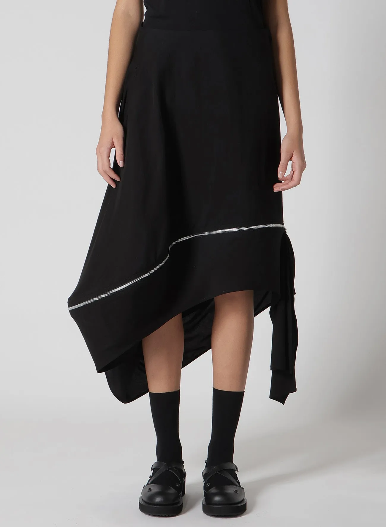 HARD TWIST GABARDINE ZIP PANELED SKIRT sold by Yohji Yamamoto product image thumbnail 5